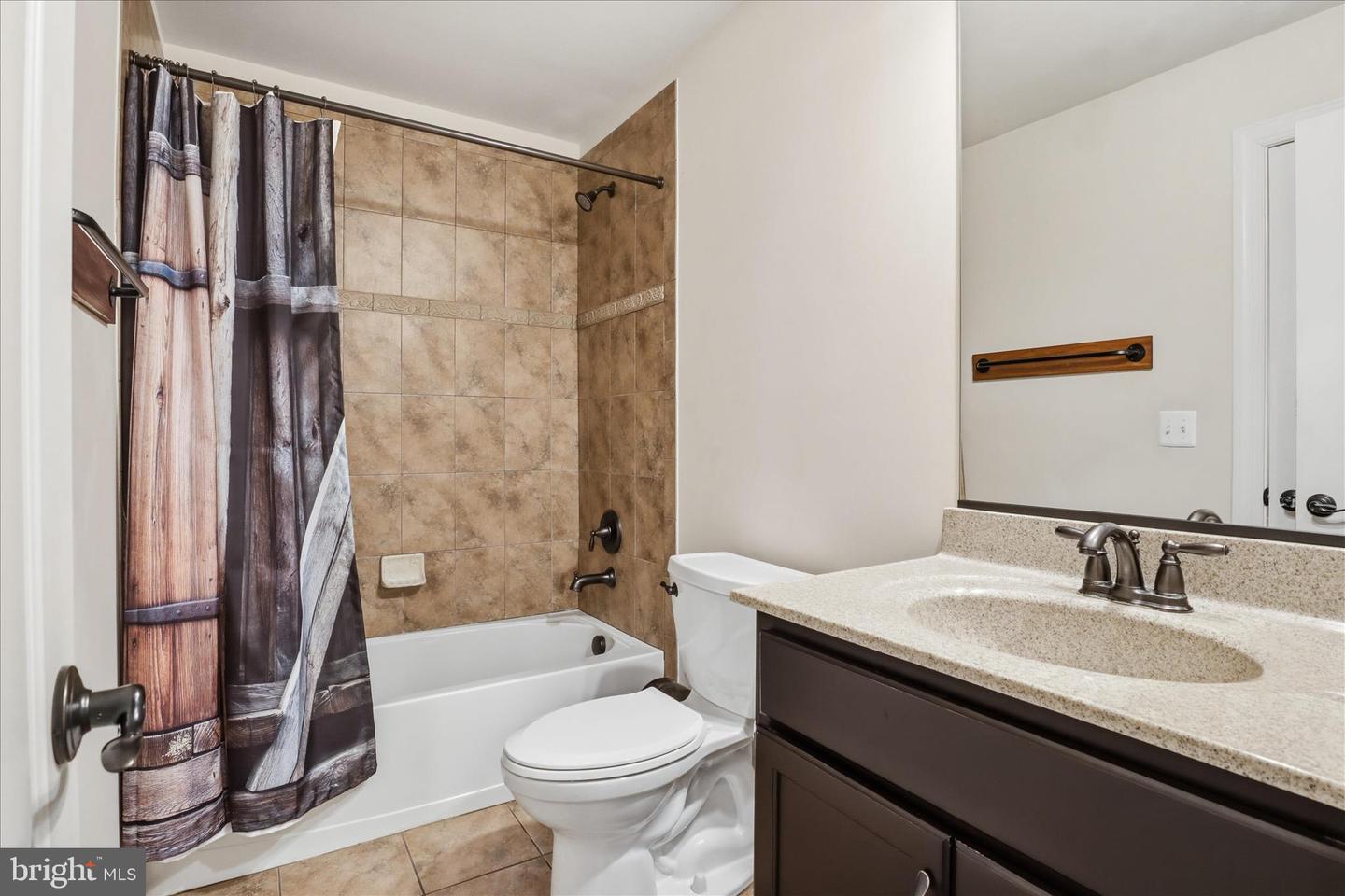 7501 CLIFTON RD, CLIFTON, Virginia 20124, 6 Bedrooms Bedrooms, ,5 BathroomsBathrooms,Residential,For sale,7501 CLIFTON RD,VAFX2287528 MLS # VAFX2287528