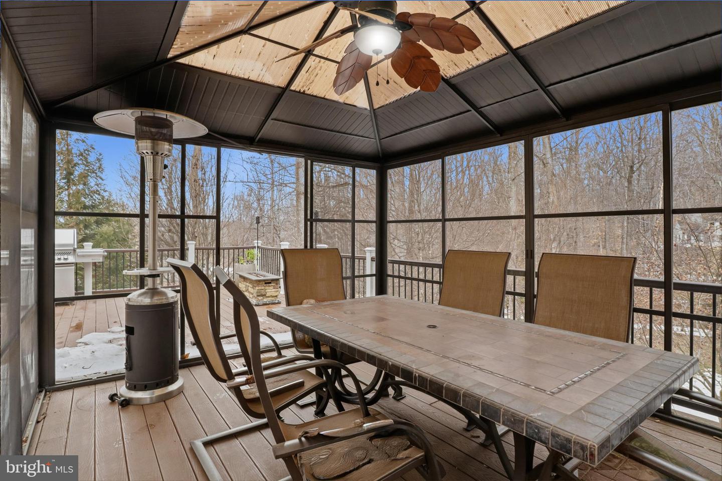 7501 CLIFTON RD, CLIFTON, Virginia 20124, 6 Bedrooms Bedrooms, ,5 BathroomsBathrooms,Residential,For sale,7501 CLIFTON RD,VAFX2287528 MLS # VAFX2287528