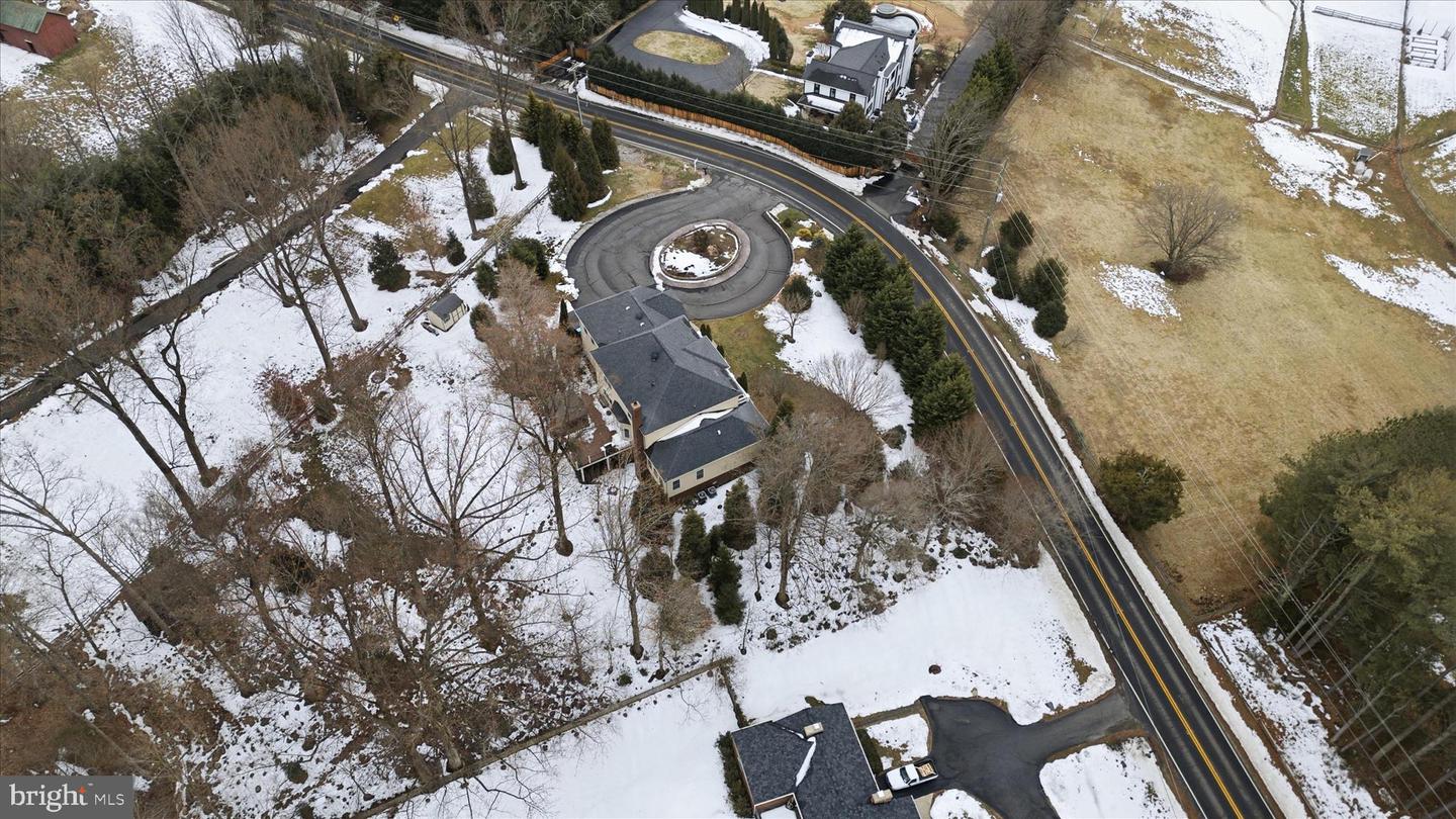 7501 CLIFTON RD, CLIFTON, Virginia 20124, 6 Bedrooms Bedrooms, ,5 BathroomsBathrooms,Residential,For sale,7501 CLIFTON RD,VAFX2287528 MLS # VAFX2287528