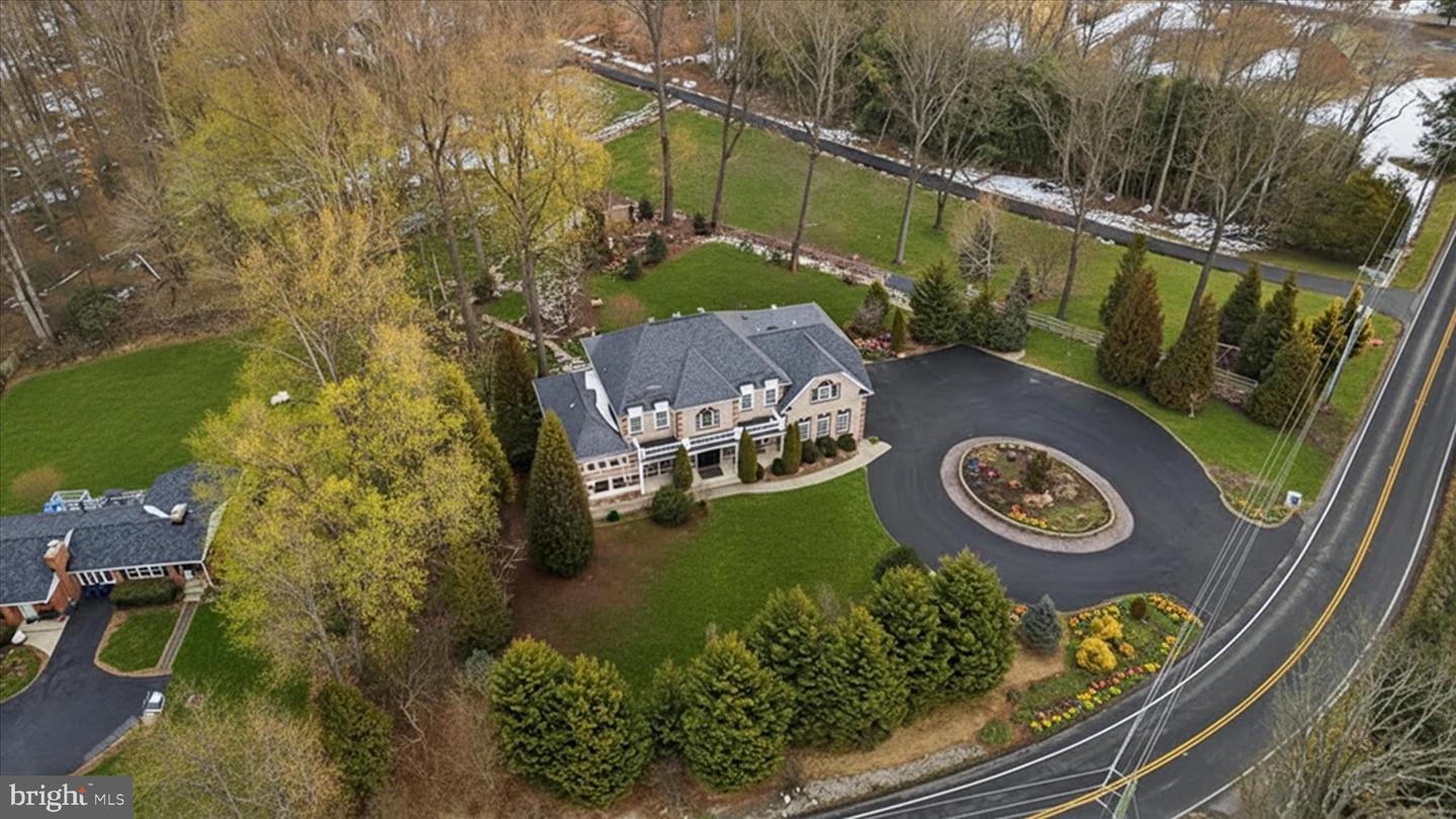 7501 CLIFTON RD, CLIFTON, Virginia 20124, 6 Bedrooms Bedrooms, ,5 BathroomsBathrooms,Residential,For sale,7501 CLIFTON RD,VAFX2287528 MLS # VAFX2287528