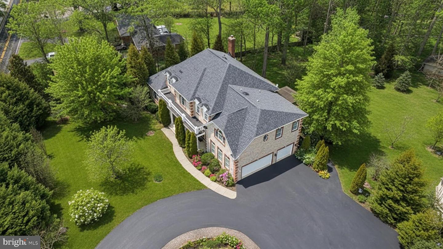 7501 CLIFTON RD, CLIFTON, Virginia 20124, 6 Bedrooms Bedrooms, ,5 BathroomsBathrooms,Residential,For sale,7501 CLIFTON RD,VAFX2287528 MLS # VAFX2287528