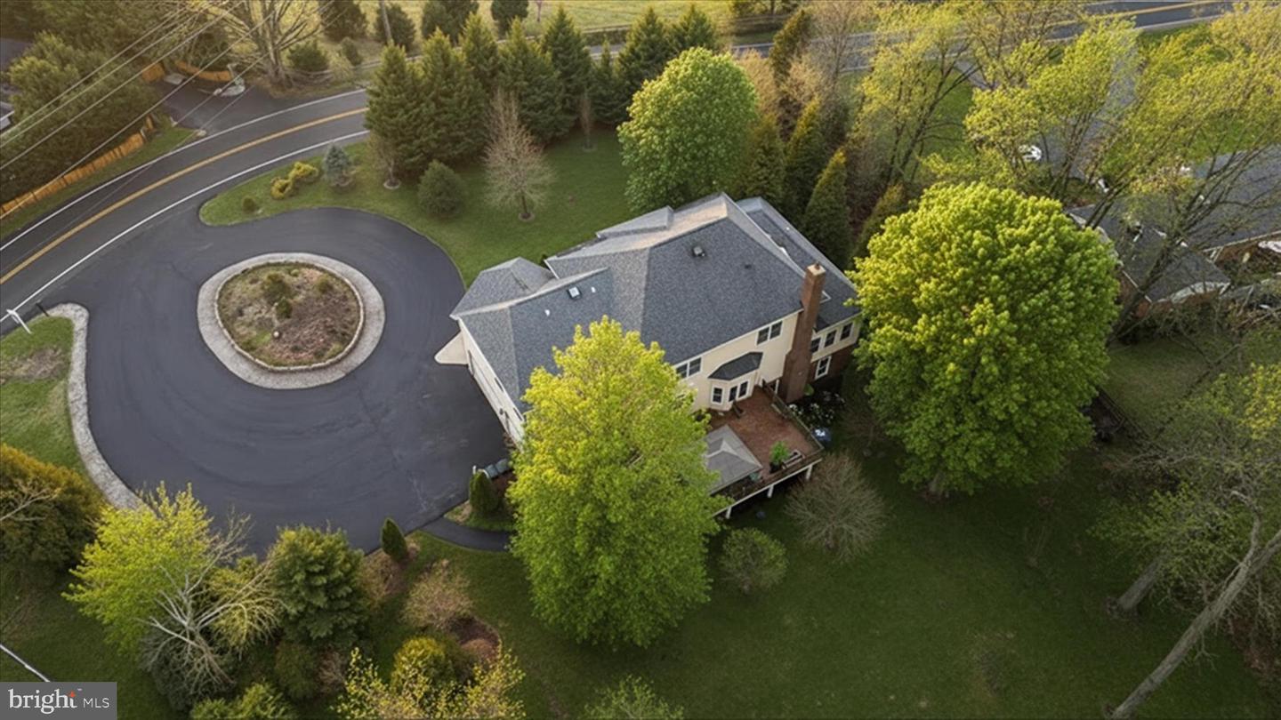 7501 CLIFTON RD, CLIFTON, Virginia 20124, 6 Bedrooms Bedrooms, ,5 BathroomsBathrooms,Residential,For sale,7501 CLIFTON RD,VAFX2287528 MLS # VAFX2287528