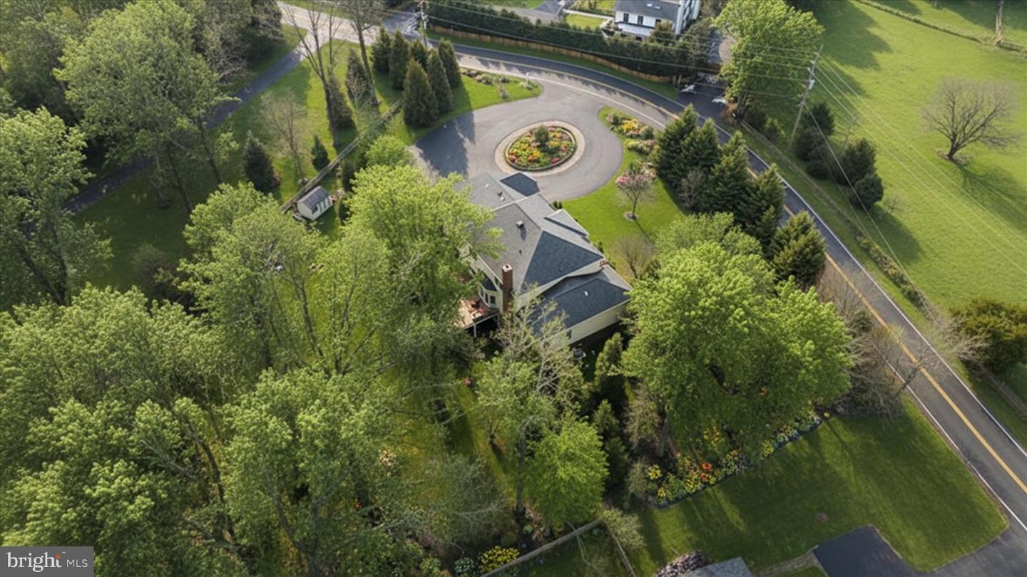 7501 CLIFTON RD, CLIFTON, Virginia 20124, 6 Bedrooms Bedrooms, ,5 BathroomsBathrooms,Residential,For sale,7501 CLIFTON RD,VAFX2287528 MLS # VAFX2287528