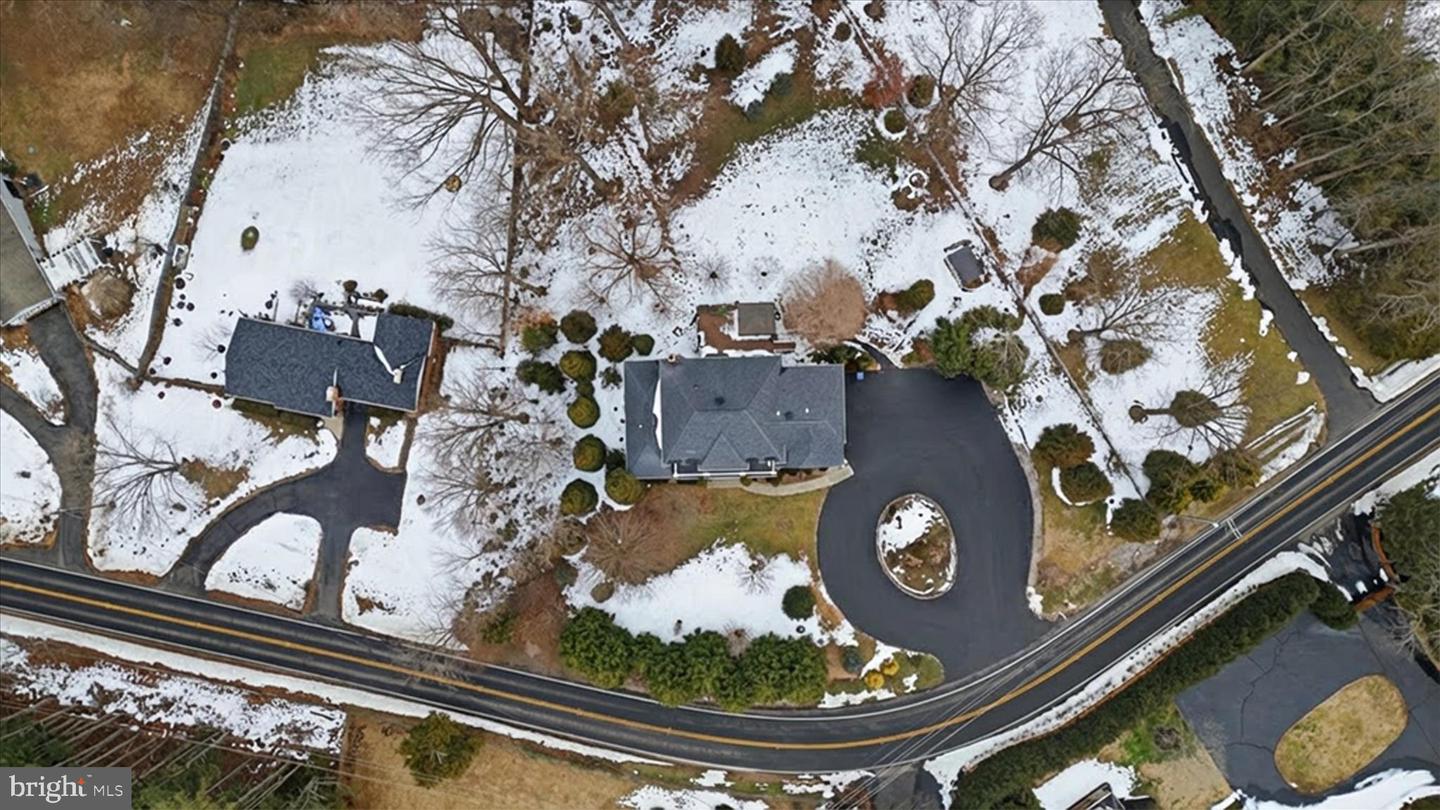 7501 CLIFTON RD, CLIFTON, Virginia 20124, 6 Bedrooms Bedrooms, ,5 BathroomsBathrooms,Residential,For sale,7501 CLIFTON RD,VAFX2287528 MLS # VAFX2287528