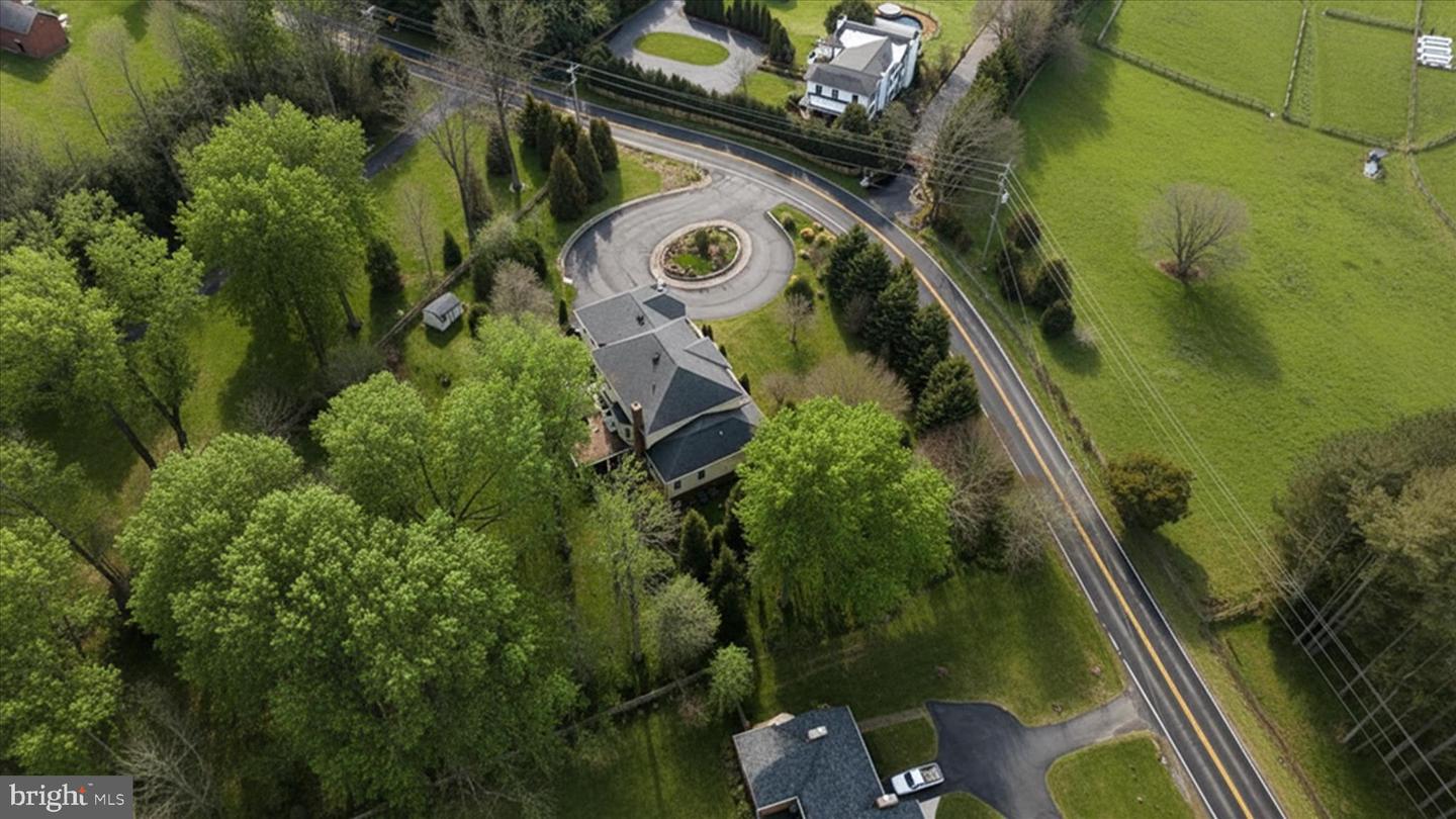 7501 CLIFTON RD, CLIFTON, Virginia 20124, 6 Bedrooms Bedrooms, ,5 BathroomsBathrooms,Residential,For sale,7501 CLIFTON RD,VAFX2287528 MLS # VAFX2287528