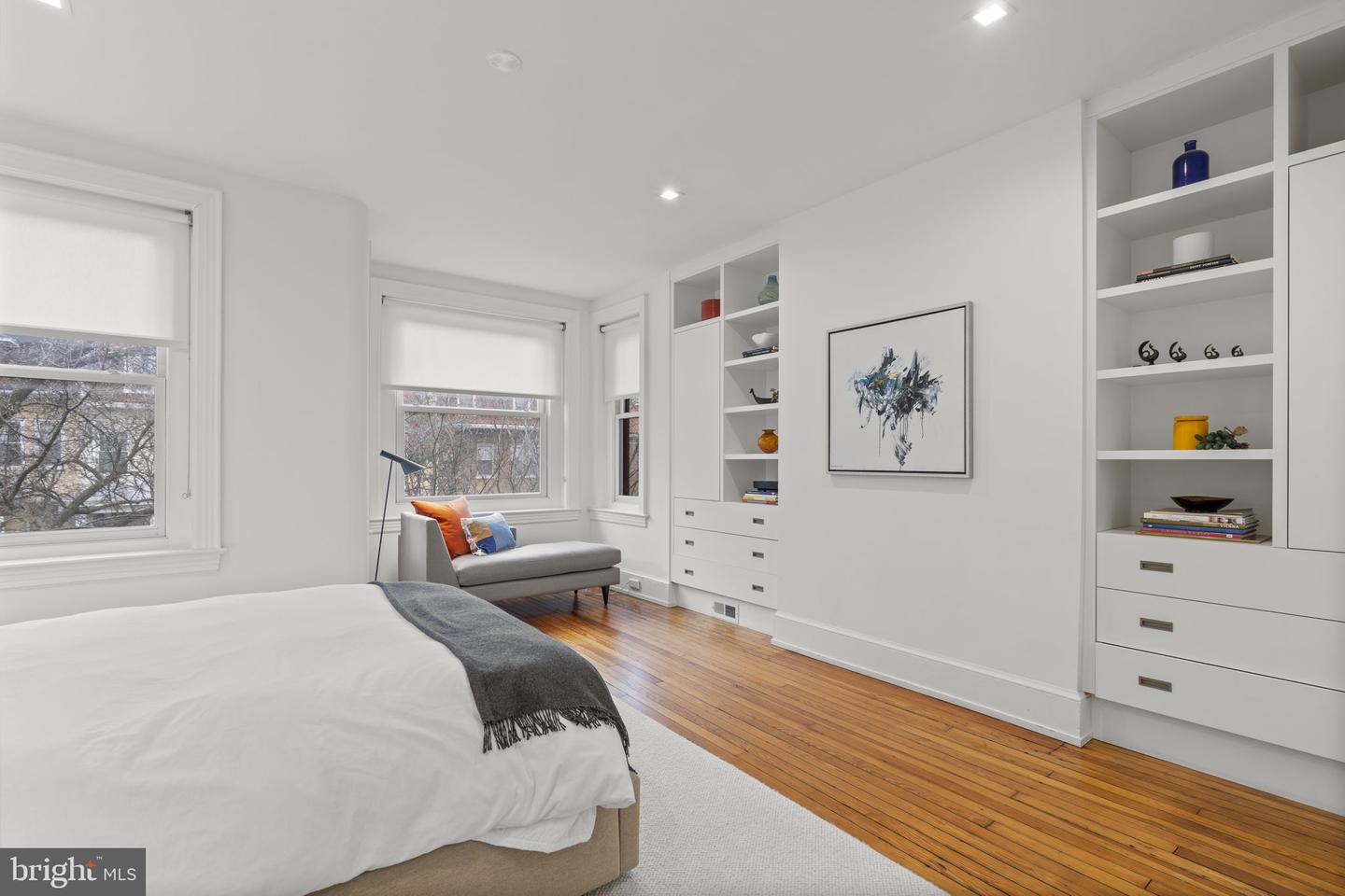 2727 ONTARIO RD NW, WASHINGTON, District Of Columbia 20009, 5 Bedrooms Bedrooms, ,3 BathroomsBathrooms,Residential,For sale,2727 ONTARIO RD NW,DCDC2243214 MLS # DCDC2243214 2727 ONTARIO RD NW, WASHINGTON, District Of Columbia 20009, 5 Bedrooms Bedrooms, ,3 BathroomsBathrooms,Residential,For sale,2727 ONTARIO RD NW,DCDC2243214 MLS # DCDC2243214