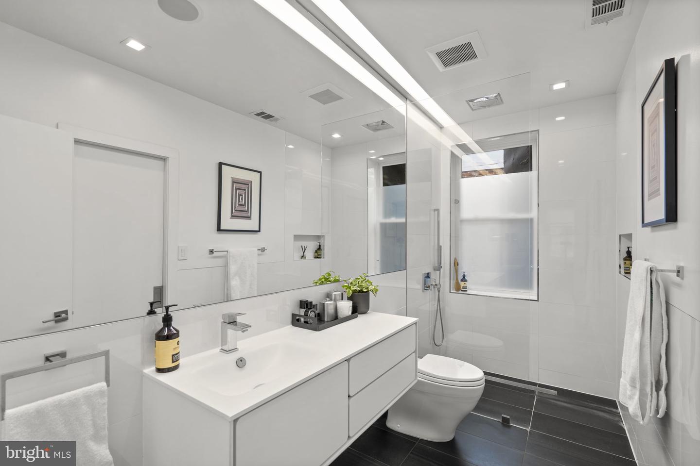 2727 ONTARIO RD NW, WASHINGTON, District Of Columbia 20009, 5 Bedrooms Bedrooms, ,3 BathroomsBathrooms,Residential,For sale,2727 ONTARIO RD NW,DCDC2243214 MLS # DCDC2243214 2727 ONTARIO RD NW, WASHINGTON, District Of Columbia 20009, 5 Bedrooms Bedrooms, ,3 BathroomsBathrooms,Residential,For sale,2727 ONTARIO RD NW,DCDC2243214 MLS # DCDC2243214