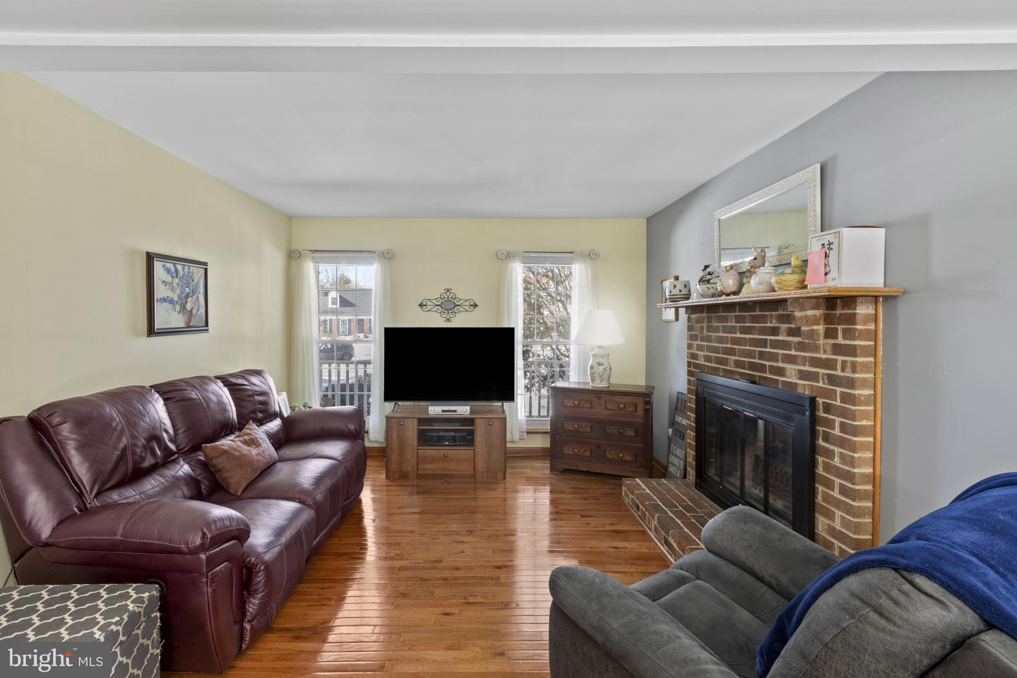 5897 PENACLE CT, WOODBRIDGE, Virginia 22193, 4 Bedrooms Bedrooms, ,2 BathroomsBathrooms,Residential,For sale,5897 PENACLE CT,VAPW2111282 MLS # VAPW2111282