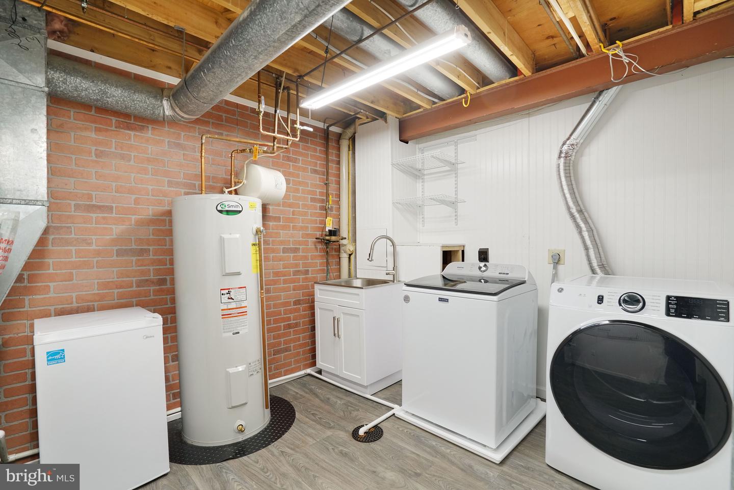 7005 LEESTONE ST, SPRINGFIELD, Virginia 22151, 3 Bedrooms Bedrooms, ,2 BathroomsBathrooms,Residential,For sale,7005 LEESTONE ST,VAFX2287648 MLS # VAFX2287648