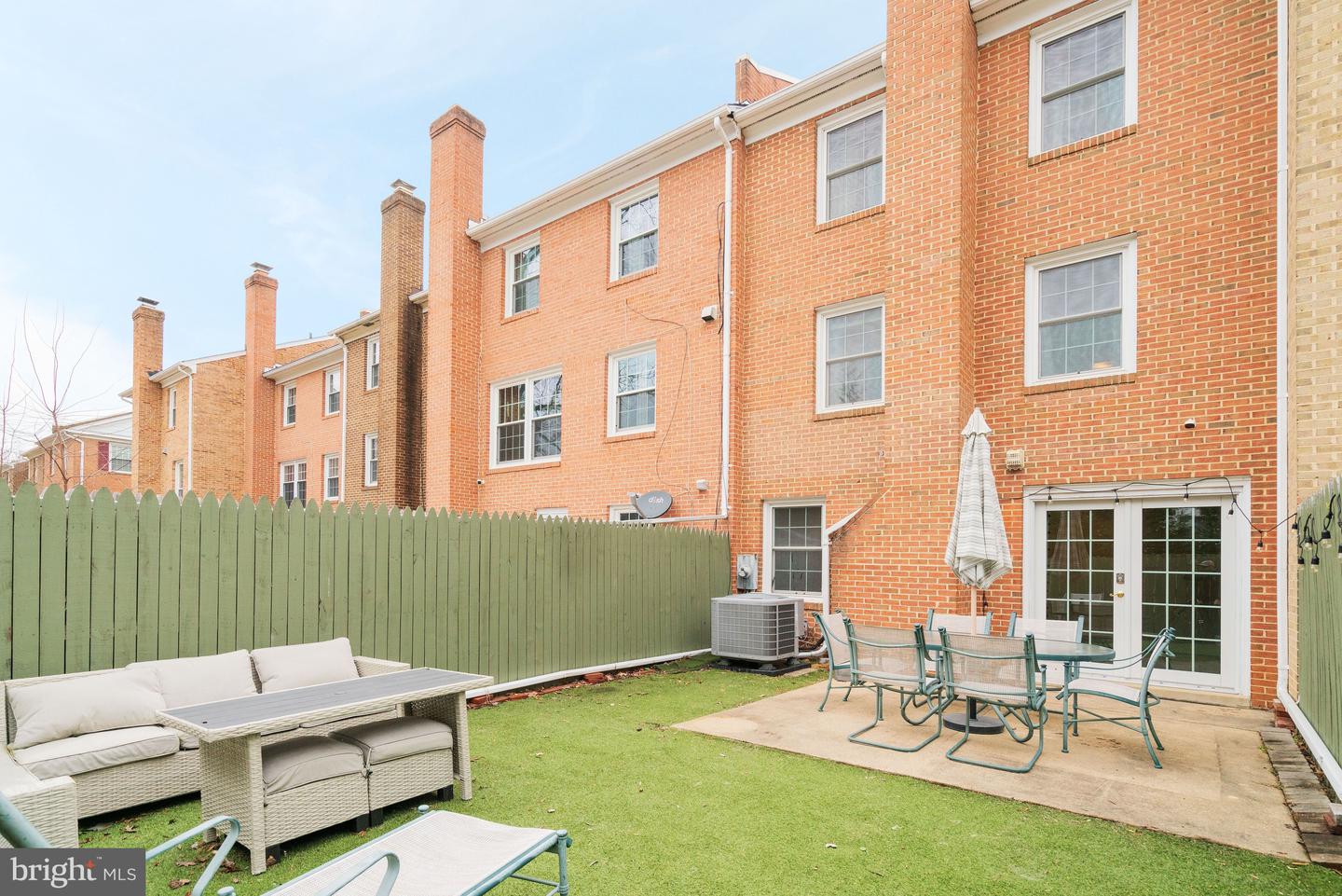 7005 LEESTONE ST, SPRINGFIELD, Virginia 22151, 3 Bedrooms Bedrooms, ,2 BathroomsBathrooms,Residential,For sale,7005 LEESTONE ST,VAFX2287648 MLS # VAFX2287648