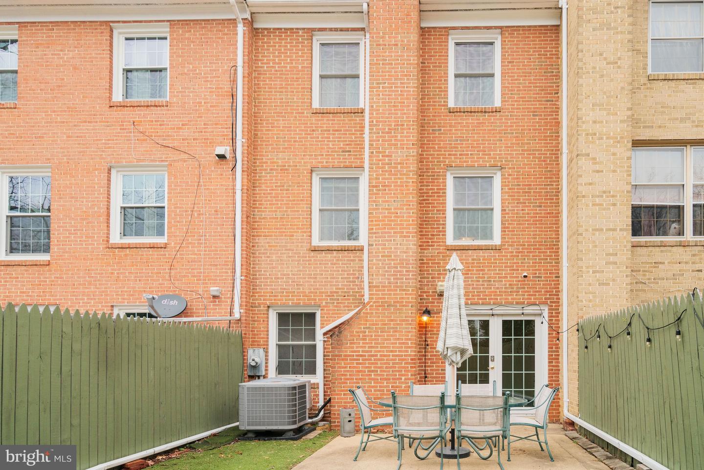 7005 LEESTONE ST, SPRINGFIELD, Virginia 22151, 3 Bedrooms Bedrooms, ,2 BathroomsBathrooms,Residential,For sale,7005 LEESTONE ST,VAFX2287648 MLS # VAFX2287648