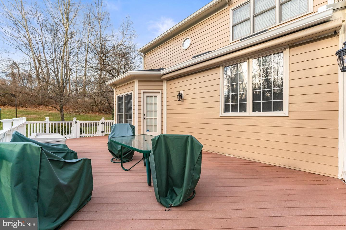 1424 WYNHURST LN, VIENNA, Virginia 22182, 6 Bedrooms Bedrooms, ,4 BathroomsBathrooms,Residential,For sale,1424 WYNHURST LN,VAFX2287714 MLS # VAFX2287714 1424 WYNHURST LN, VIENNA, Virginia 22182, 6 Bedrooms Bedrooms, ,4 BathroomsBathrooms,Residential,For sale,1424 WYNHURST LN,VAFX2287714 MLS # VAFX2287714