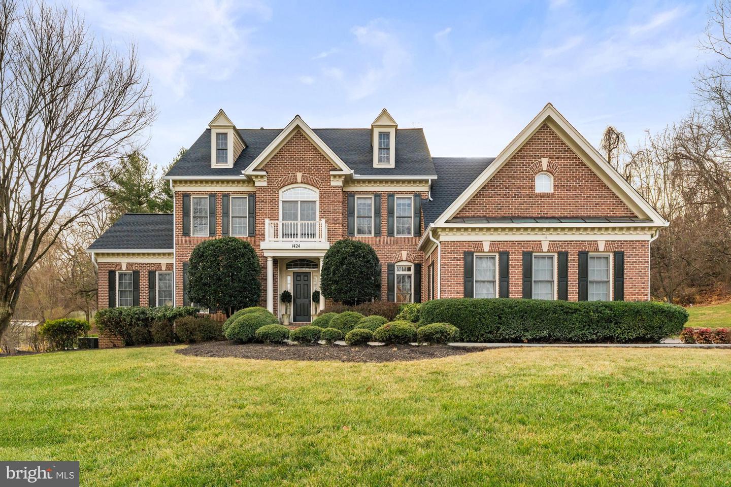 1424 WYNHURST LN, VIENNA, Virginia 22182, 6 Bedrooms Bedrooms, ,4 BathroomsBathrooms,Residential,For sale,1424 WYNHURST LN,VAFX2287714 MLS # VAFX2287714 1424 WYNHURST LN, VIENNA, Virginia 22182, 6 Bedrooms Bedrooms, ,4 BathroomsBathrooms,Residential,For sale,1424 WYNHURST LN,VAFX2287714 MLS # VAFX2287714