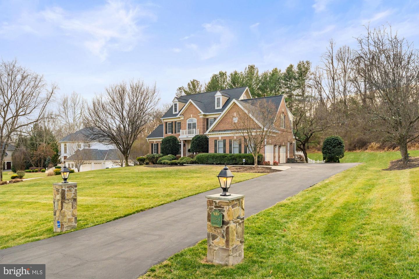 1424 WYNHURST LN, VIENNA, Virginia 22182, 6 Bedrooms Bedrooms, ,4 BathroomsBathrooms,Residential,For sale,1424 WYNHURST LN,VAFX2287714 MLS # VAFX2287714 1424 WYNHURST LN, VIENNA, Virginia 22182, 6 Bedrooms Bedrooms, ,4 BathroomsBathrooms,Residential,For sale,1424 WYNHURST LN,VAFX2287714 MLS # VAFX2287714