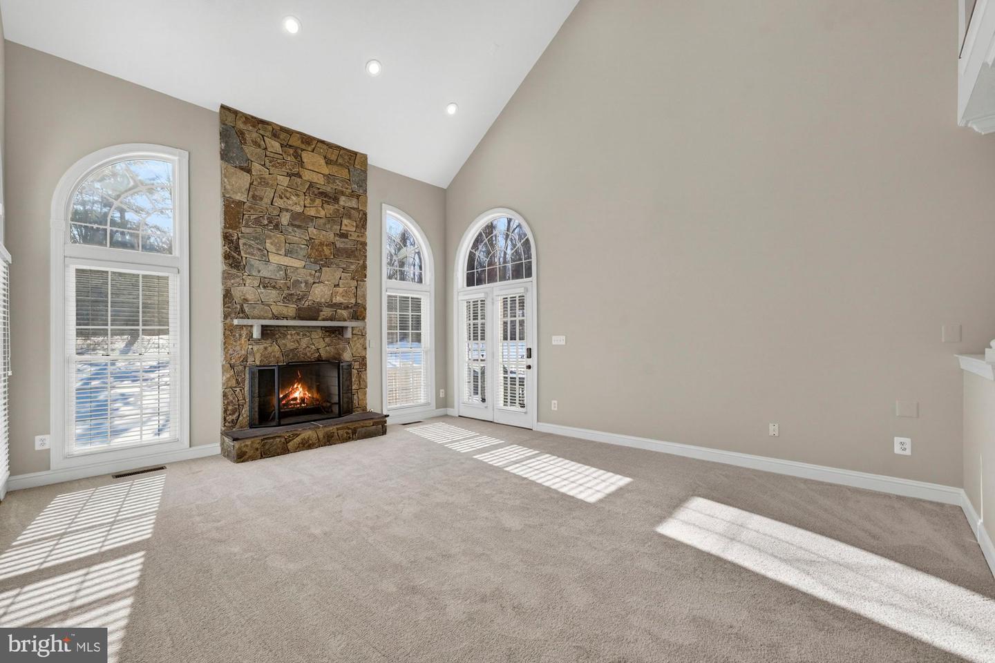 1424 WYNHURST LN, VIENNA, Virginia 22182, 6 Bedrooms Bedrooms, ,4 BathroomsBathrooms,Residential,For sale,1424 WYNHURST LN,VAFX2287714 MLS # VAFX2287714 1424 WYNHURST LN, VIENNA, Virginia 22182, 6 Bedrooms Bedrooms, ,4 BathroomsBathrooms,Residential,For sale,1424 WYNHURST LN,VAFX2287714 MLS # VAFX2287714