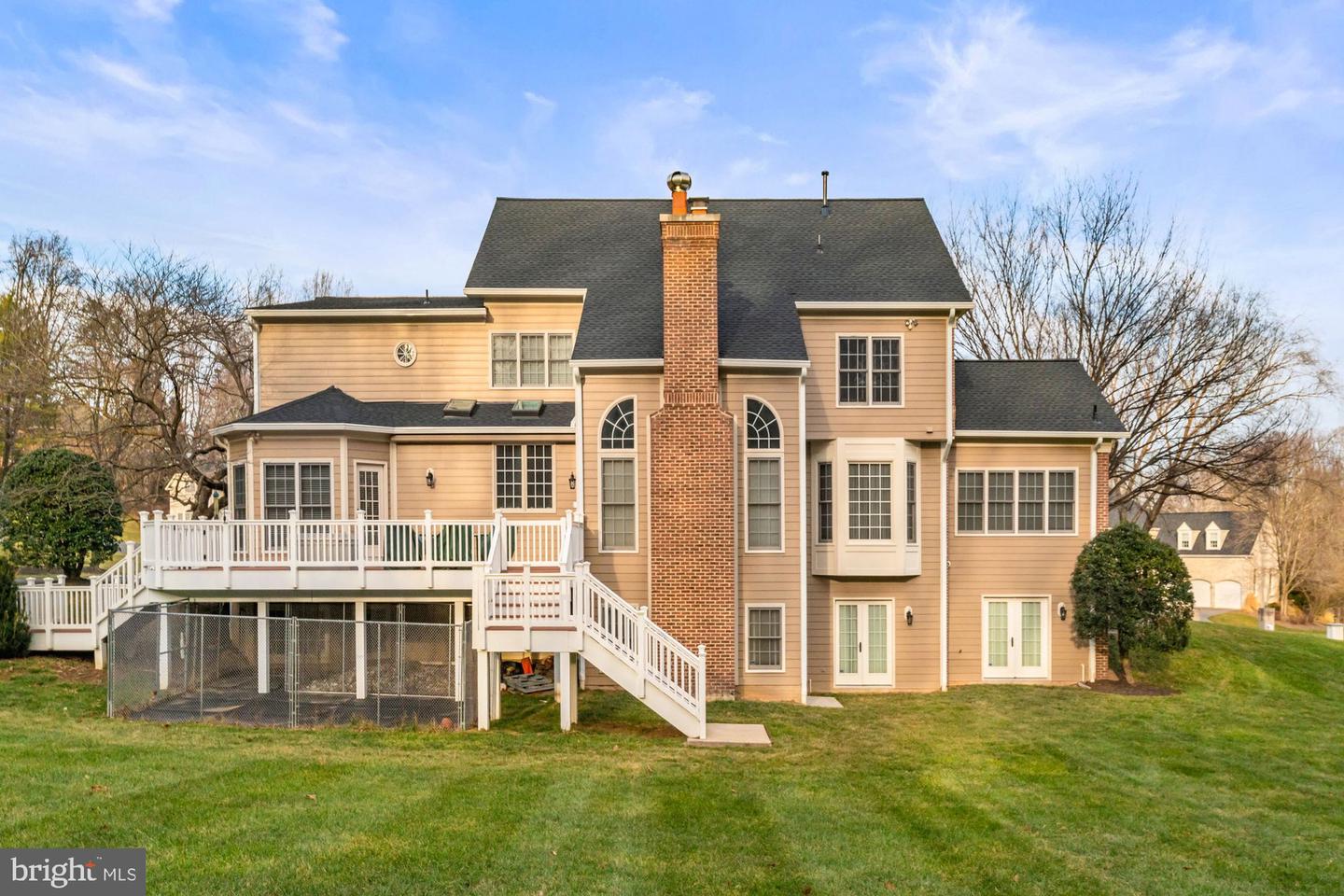 1424 WYNHURST LN, VIENNA, Virginia 22182, 6 Bedrooms Bedrooms, ,4 BathroomsBathrooms,Residential,For sale,1424 WYNHURST LN,VAFX2287714 MLS # VAFX2287714 1424 WYNHURST LN, VIENNA, Virginia 22182, 6 Bedrooms Bedrooms, ,4 BathroomsBathrooms,Residential,For sale,1424 WYNHURST LN,VAFX2287714 MLS # VAFX2287714