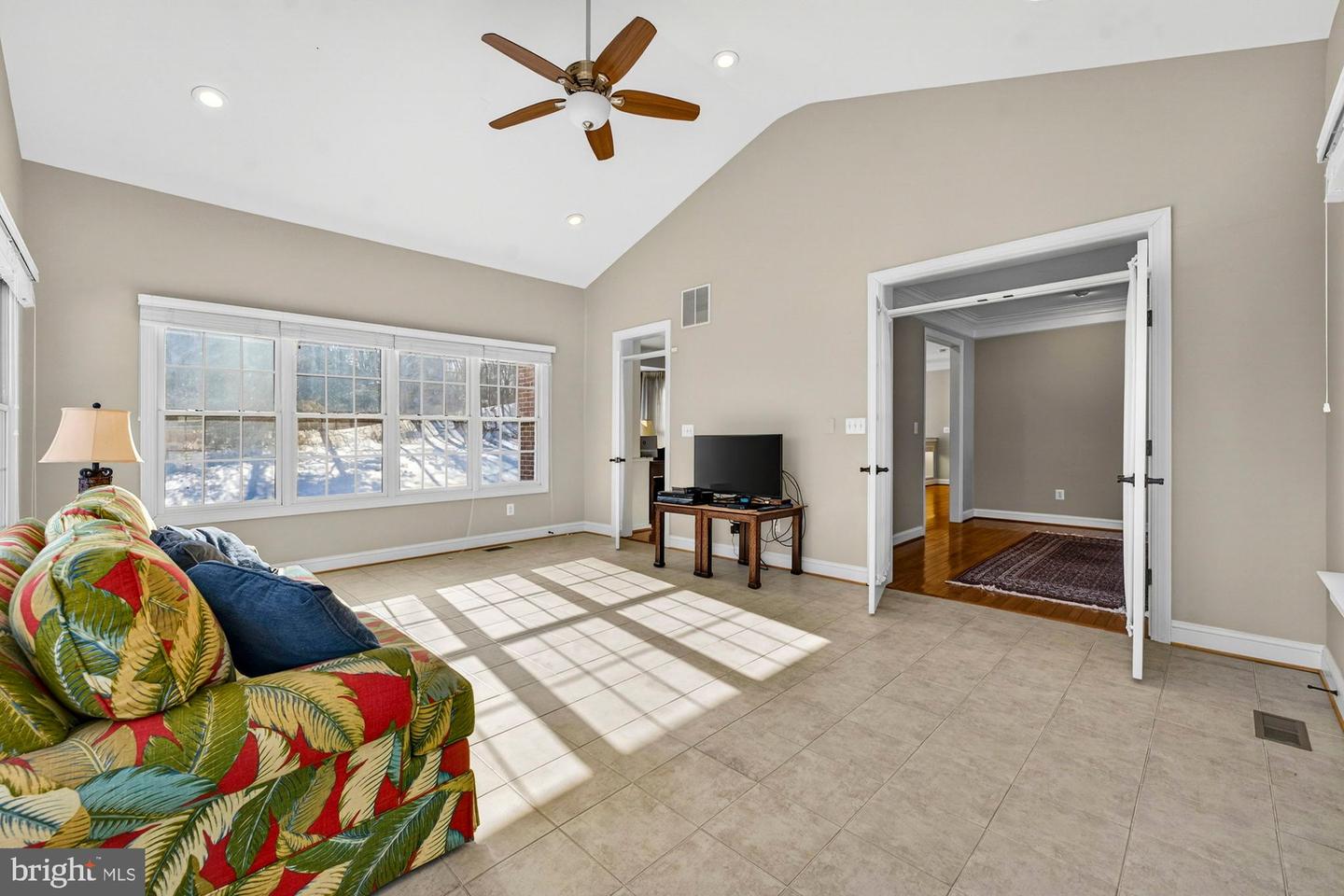 1424 WYNHURST LN, VIENNA, Virginia 22182, 6 Bedrooms Bedrooms, ,4 BathroomsBathrooms,Residential,For sale,1424 WYNHURST LN,VAFX2287714 MLS # VAFX2287714 1424 WYNHURST LN, VIENNA, Virginia 22182, 6 Bedrooms Bedrooms, ,4 BathroomsBathrooms,Residential,For sale,1424 WYNHURST LN,VAFX2287714 MLS # VAFX2287714