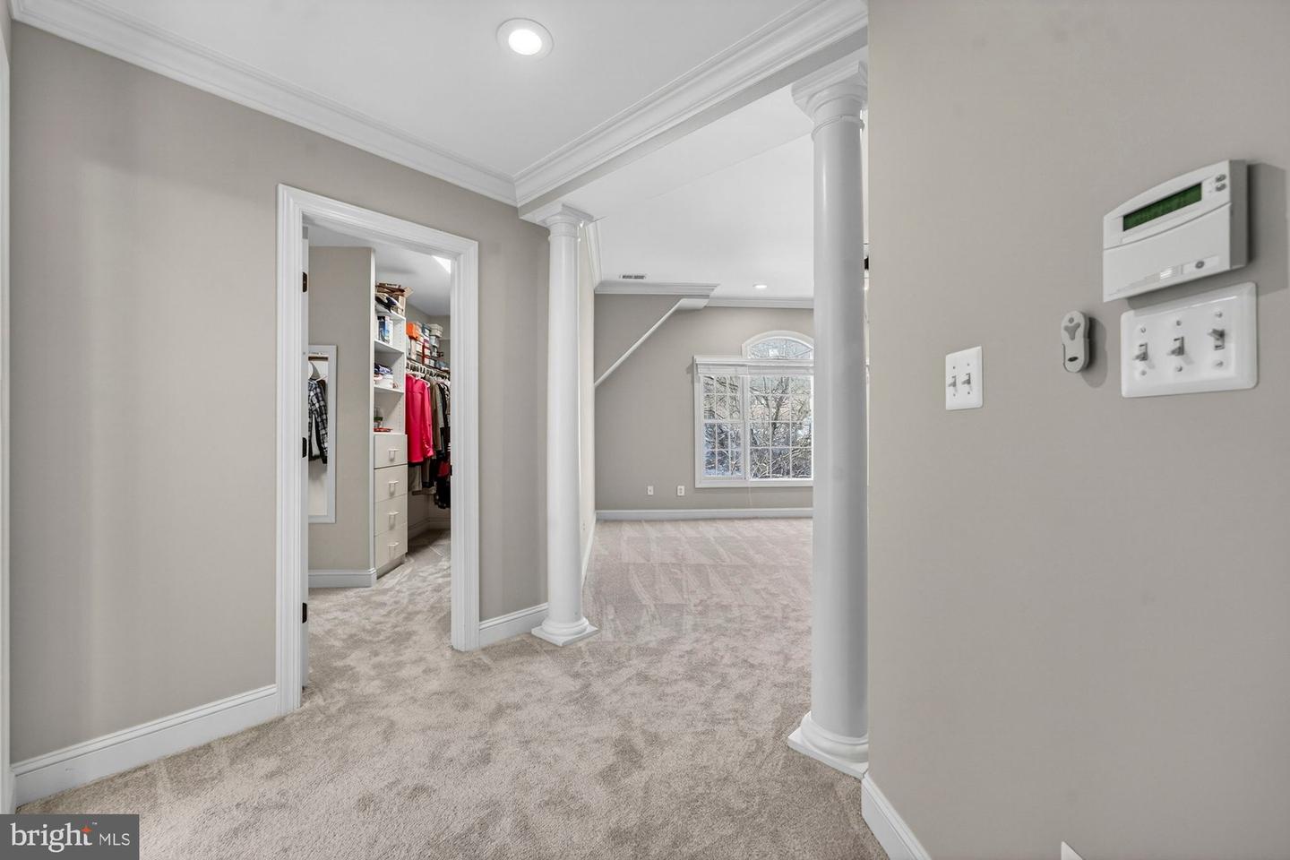 1424 WYNHURST LN, VIENNA, Virginia 22182, 6 Bedrooms Bedrooms, ,4 BathroomsBathrooms,Residential,For sale,1424 WYNHURST LN,VAFX2287714 MLS # VAFX2287714 1424 WYNHURST LN, VIENNA, Virginia 22182, 6 Bedrooms Bedrooms, ,4 BathroomsBathrooms,Residential,For sale,1424 WYNHURST LN,VAFX2287714 MLS # VAFX2287714