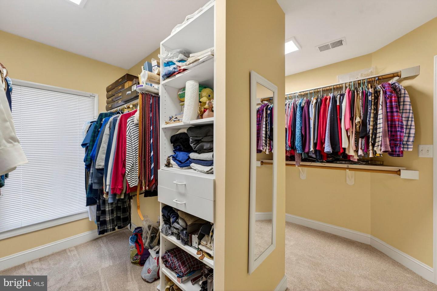 1424 WYNHURST LN, VIENNA, Virginia 22182, 6 Bedrooms Bedrooms, ,4 BathroomsBathrooms,Residential,For sale,1424 WYNHURST LN,VAFX2287714 MLS # VAFX2287714 1424 WYNHURST LN, VIENNA, Virginia 22182, 6 Bedrooms Bedrooms, ,4 BathroomsBathrooms,Residential,For sale,1424 WYNHURST LN,VAFX2287714 MLS # VAFX2287714