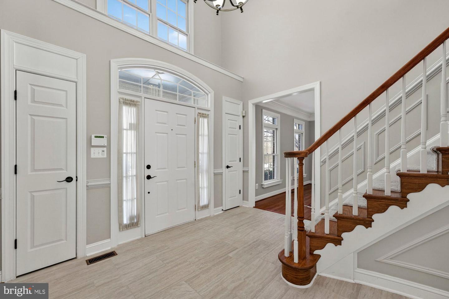 1424 WYNHURST LN, VIENNA, Virginia 22182, 6 Bedrooms Bedrooms, ,4 BathroomsBathrooms,Residential,For sale,1424 WYNHURST LN,VAFX2287714 MLS # VAFX2287714 1424 WYNHURST LN, VIENNA, Virginia 22182, 6 Bedrooms Bedrooms, ,4 BathroomsBathrooms,Residential,For sale,1424 WYNHURST LN,VAFX2287714 MLS # VAFX2287714