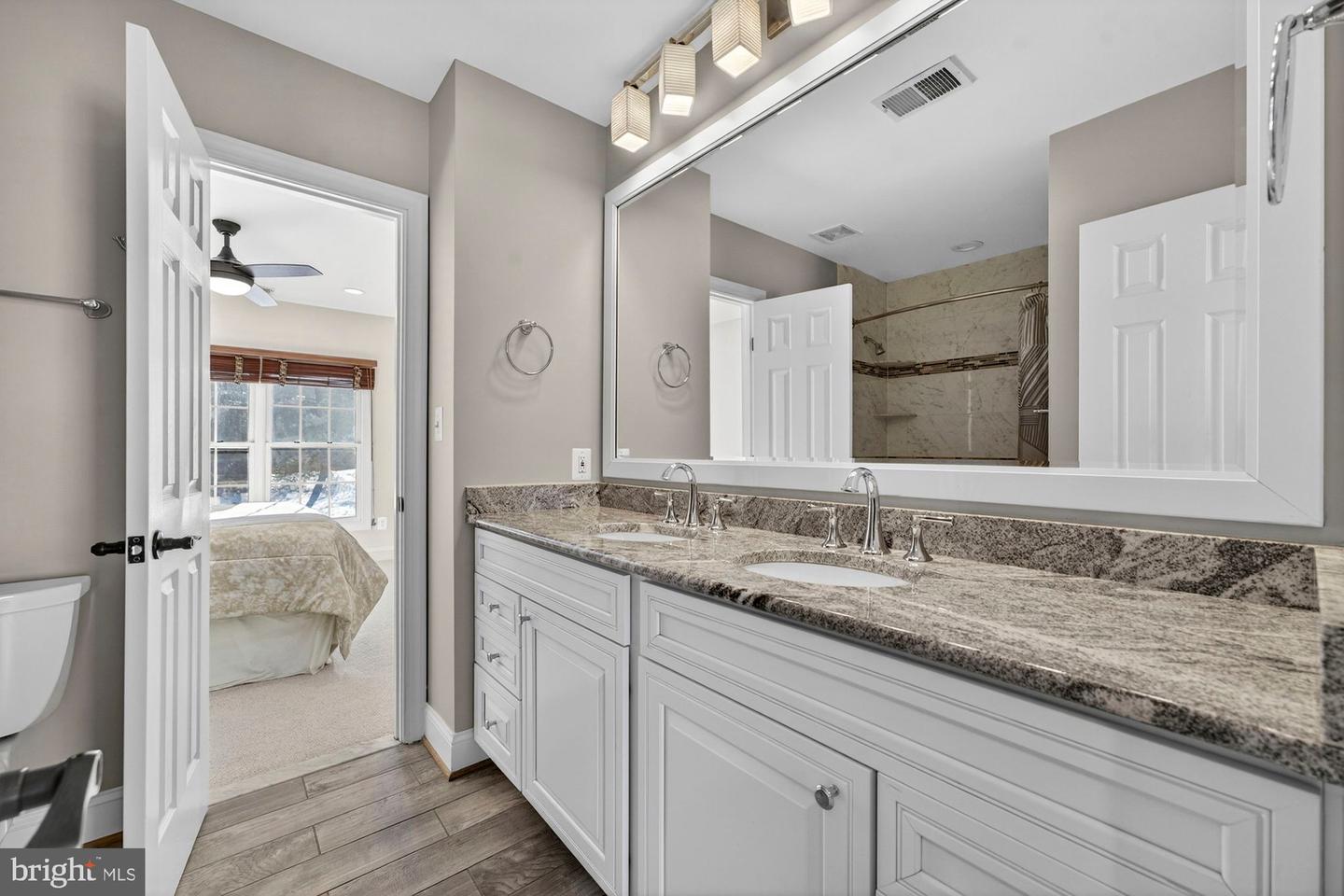 1424 WYNHURST LN, VIENNA, Virginia 22182, 6 Bedrooms Bedrooms, ,4 BathroomsBathrooms,Residential,For sale,1424 WYNHURST LN,VAFX2287714 MLS # VAFX2287714 1424 WYNHURST LN, VIENNA, Virginia 22182, 6 Bedrooms Bedrooms, ,4 BathroomsBathrooms,Residential,For sale,1424 WYNHURST LN,VAFX2287714 MLS # VAFX2287714