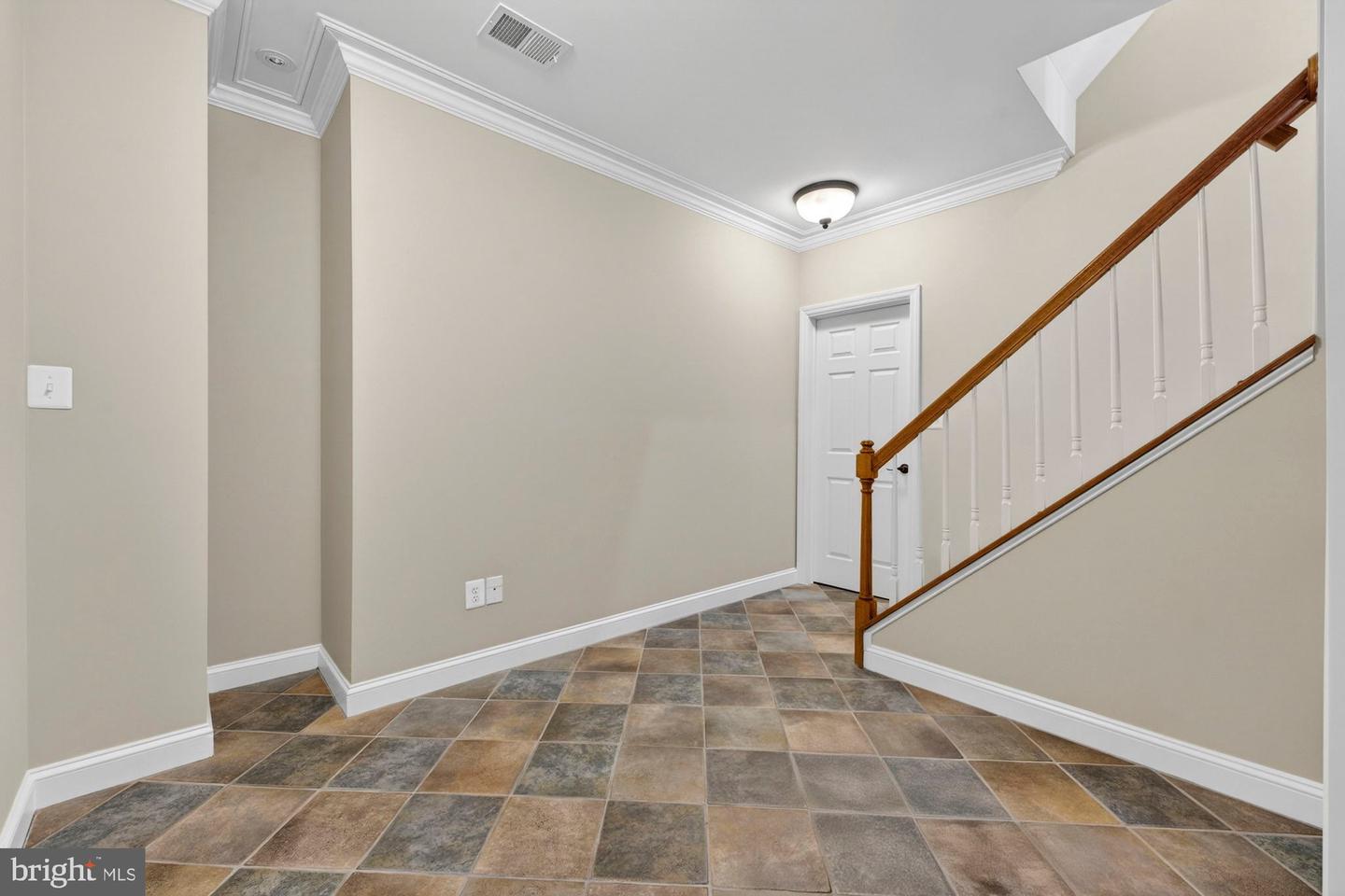 1424 WYNHURST LN, VIENNA, Virginia 22182, 6 Bedrooms Bedrooms, ,4 BathroomsBathrooms,Residential,For sale,1424 WYNHURST LN,VAFX2287714 MLS # VAFX2287714 1424 WYNHURST LN, VIENNA, Virginia 22182, 6 Bedrooms Bedrooms, ,4 BathroomsBathrooms,Residential,For sale,1424 WYNHURST LN,VAFX2287714 MLS # VAFX2287714