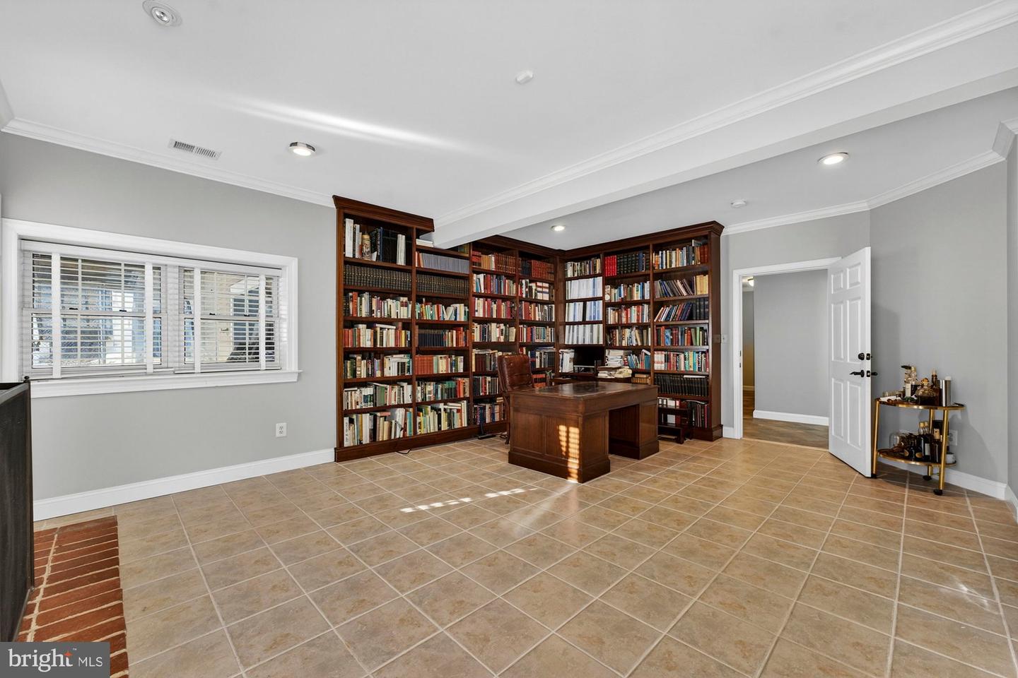 1424 WYNHURST LN, VIENNA, Virginia 22182, 6 Bedrooms Bedrooms, ,4 BathroomsBathrooms,Residential,For sale,1424 WYNHURST LN,VAFX2287714 MLS # VAFX2287714 1424 WYNHURST LN, VIENNA, Virginia 22182, 6 Bedrooms Bedrooms, ,4 BathroomsBathrooms,Residential,For sale,1424 WYNHURST LN,VAFX2287714 MLS # VAFX2287714