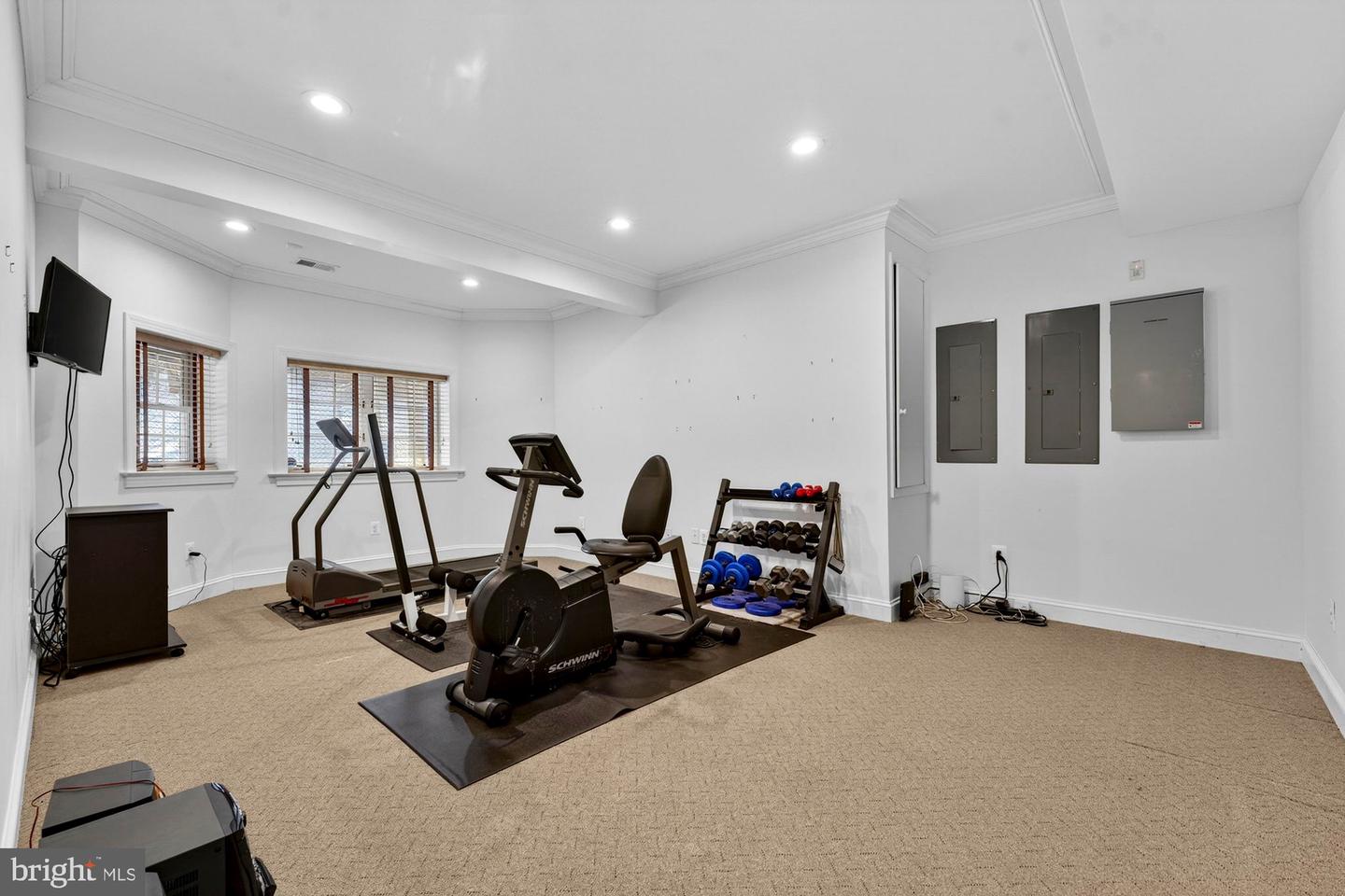 1424 WYNHURST LN, VIENNA, Virginia 22182, 6 Bedrooms Bedrooms, ,4 BathroomsBathrooms,Residential,For sale,1424 WYNHURST LN,VAFX2287714 MLS # VAFX2287714 1424 WYNHURST LN, VIENNA, Virginia 22182, 6 Bedrooms Bedrooms, ,4 BathroomsBathrooms,Residential,For sale,1424 WYNHURST LN,VAFX2287714 MLS # VAFX2287714