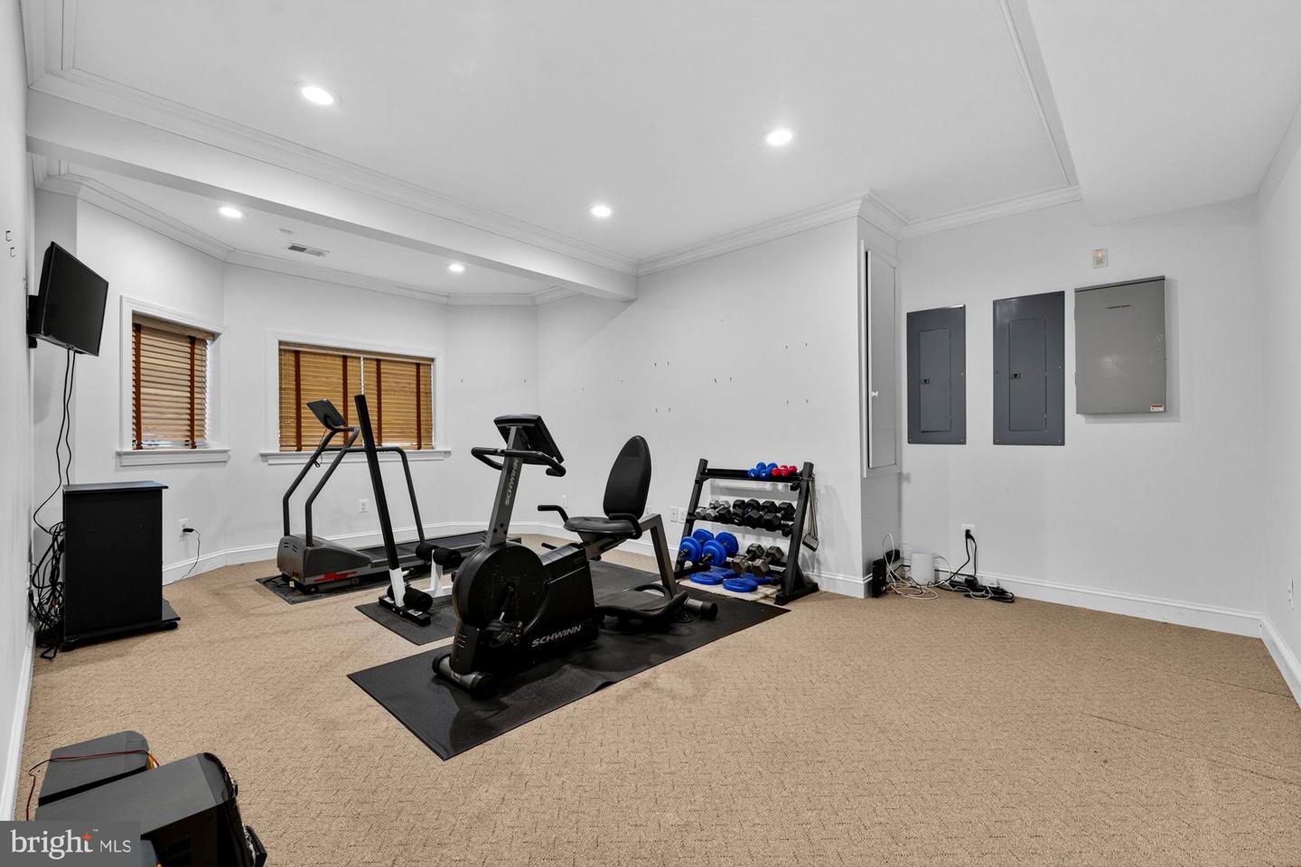 1424 WYNHURST LN, VIENNA, Virginia 22182, 6 Bedrooms Bedrooms, ,4 BathroomsBathrooms,Residential,For sale,1424 WYNHURST LN,VAFX2287714 MLS # VAFX2287714 1424 WYNHURST LN, VIENNA, Virginia 22182, 6 Bedrooms Bedrooms, ,4 BathroomsBathrooms,Residential,For sale,1424 WYNHURST LN,VAFX2287714 MLS # VAFX2287714