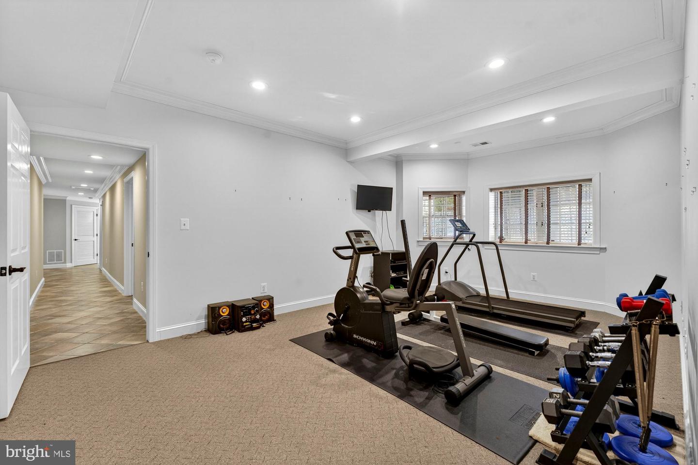 1424 WYNHURST LN, VIENNA, Virginia 22182, 6 Bedrooms Bedrooms, ,4 BathroomsBathrooms,Residential,For sale,1424 WYNHURST LN,VAFX2287714 MLS # VAFX2287714 1424 WYNHURST LN, VIENNA, Virginia 22182, 6 Bedrooms Bedrooms, ,4 BathroomsBathrooms,Residential,For sale,1424 WYNHURST LN,VAFX2287714 MLS # VAFX2287714