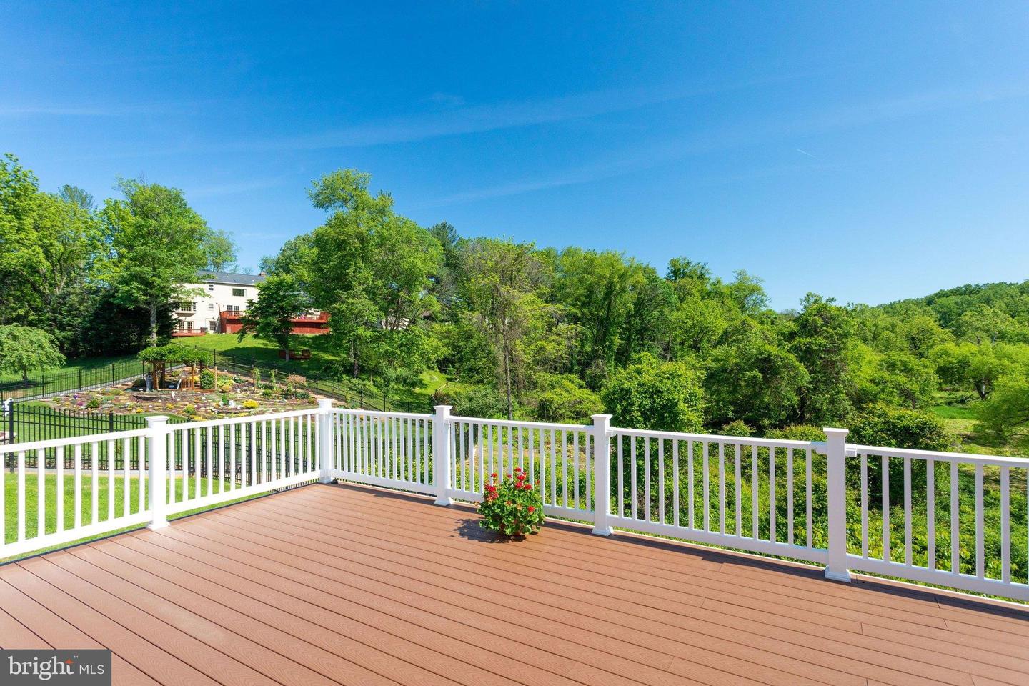 1435 ROSEWOOD HILL DR, VIENNA, Virginia 22182, 5 Bedrooms Bedrooms, 14 Rooms Rooms,3 BathroomsBathrooms,Residential,For sale,1435 ROSEWOOD HILL DR,VAFX2287790 MLS # VAFX2287790