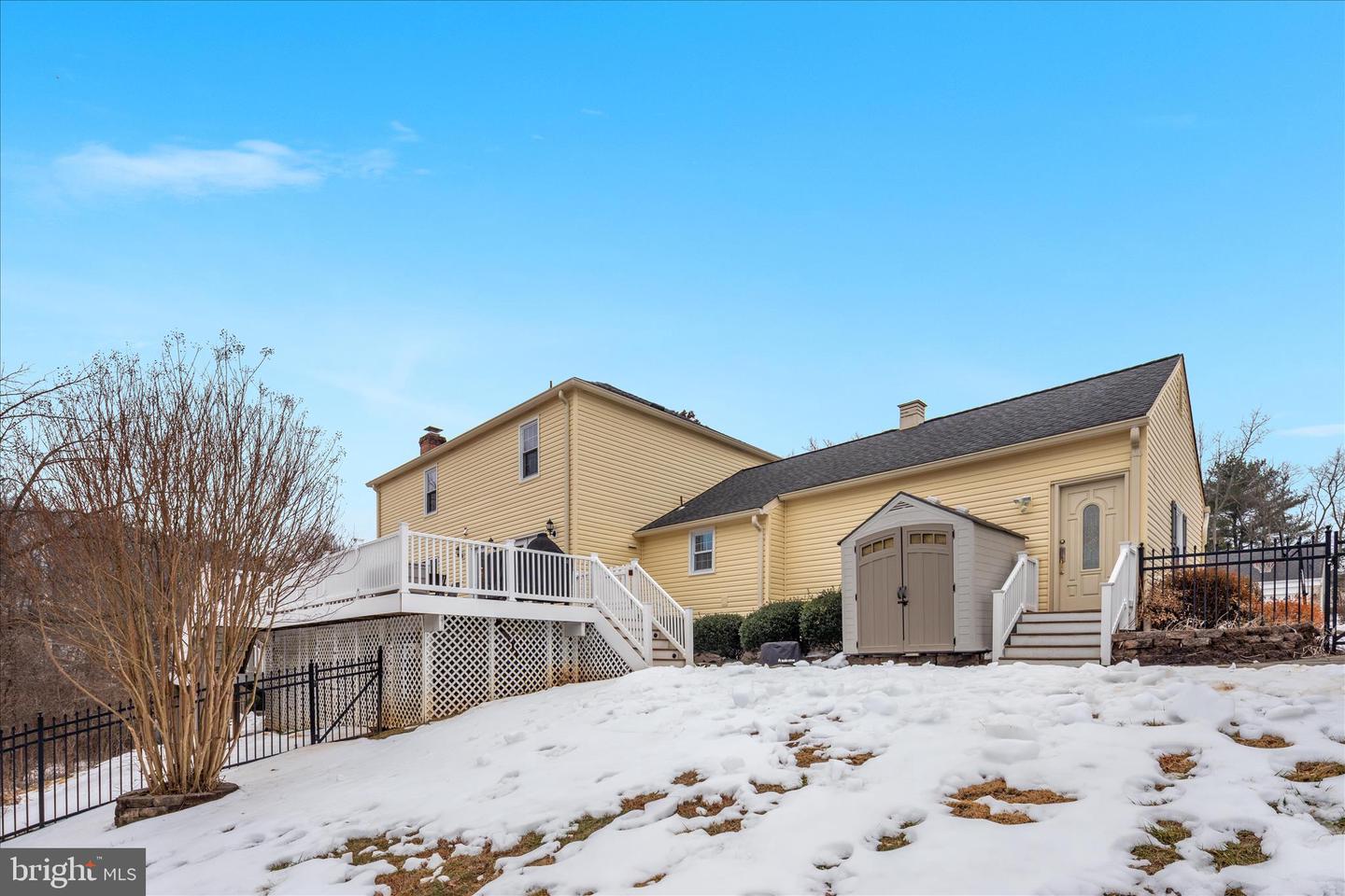 1435 ROSEWOOD HILL DR, VIENNA, Virginia 22182, 5 Bedrooms Bedrooms, 14 Rooms Rooms,3 BathroomsBathrooms,Residential,For sale,1435 ROSEWOOD HILL DR,VAFX2287790 MLS # VAFX2287790
