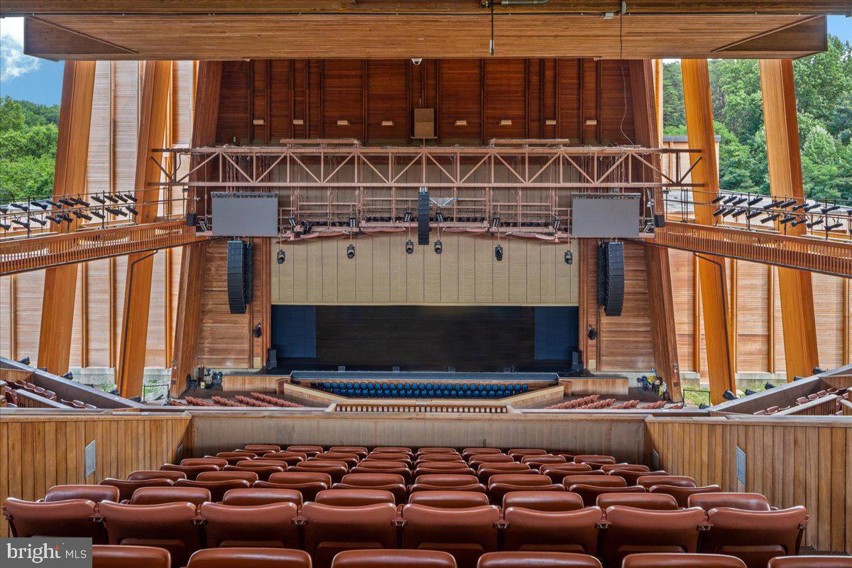 1435 ROSEWOOD HILL DR, VIENNA, Virginia 22182, 5 Bedrooms Bedrooms, 14 Rooms Rooms,3 BathroomsBathrooms,Residential,For sale,1435 ROSEWOOD HILL DR,VAFX2287790 MLS # VAFX2287790