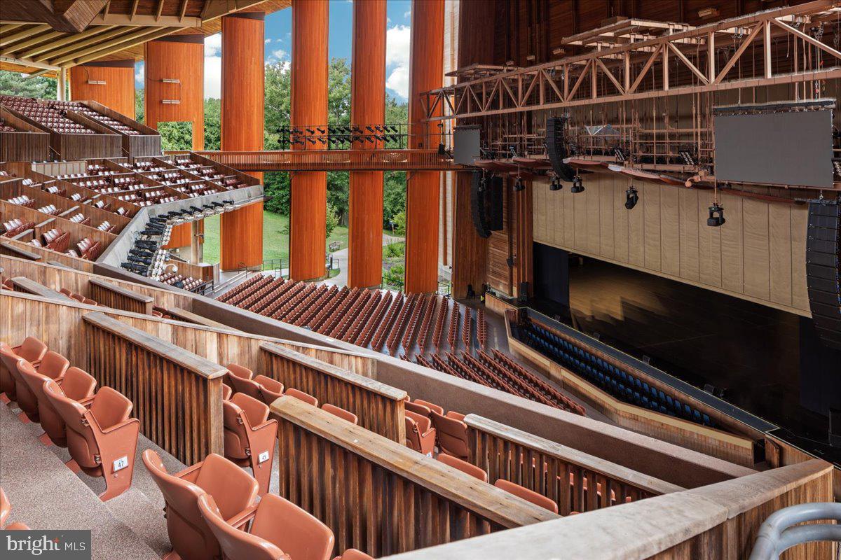 1435 ROSEWOOD HILL DR, VIENNA, Virginia 22182, 5 Bedrooms Bedrooms, 14 Rooms Rooms,3 BathroomsBathrooms,Residential,For sale,1435 ROSEWOOD HILL DR,VAFX2287790 MLS # VAFX2287790