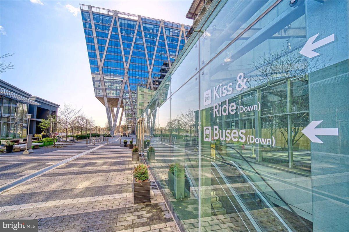 1435 ROSEWOOD HILL DR, VIENNA, Virginia 22182, 5 Bedrooms Bedrooms, 14 Rooms Rooms,3 BathroomsBathrooms,Residential,For sale,1435 ROSEWOOD HILL DR,VAFX2287790 MLS # VAFX2287790