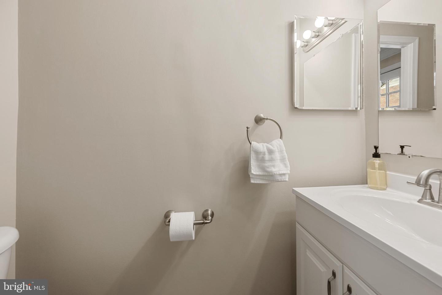 3091 TECUMSEH CT, WOODBRIDGE, Virginia 22192, 3 Bedrooms Bedrooms, ,3 BathroomsBathrooms,Residential,For sale,3091 TECUMSEH CT,VAPW2111404 MLS # VAPW2111404