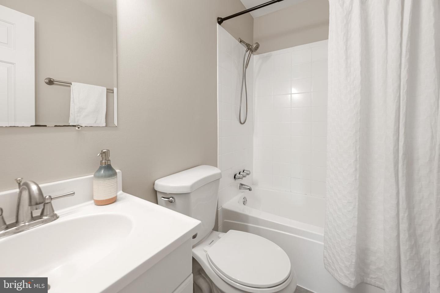 3091 TECUMSEH CT, WOODBRIDGE, Virginia 22192, 3 Bedrooms Bedrooms, ,3 BathroomsBathrooms,Residential,For sale,3091 TECUMSEH CT,VAPW2111404 MLS # VAPW2111404