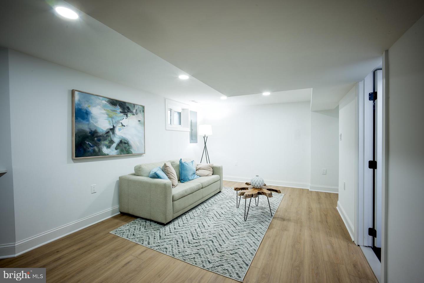 2907 CARLTON AVE NE, WASHINGTON, District Of Columbia 20018, 4 Bedrooms Bedrooms, ,3 BathroomsBathrooms,Residential,For sale,2907 CARLTON AVE NE,DCDC2243728 MLS # DCDC2243728