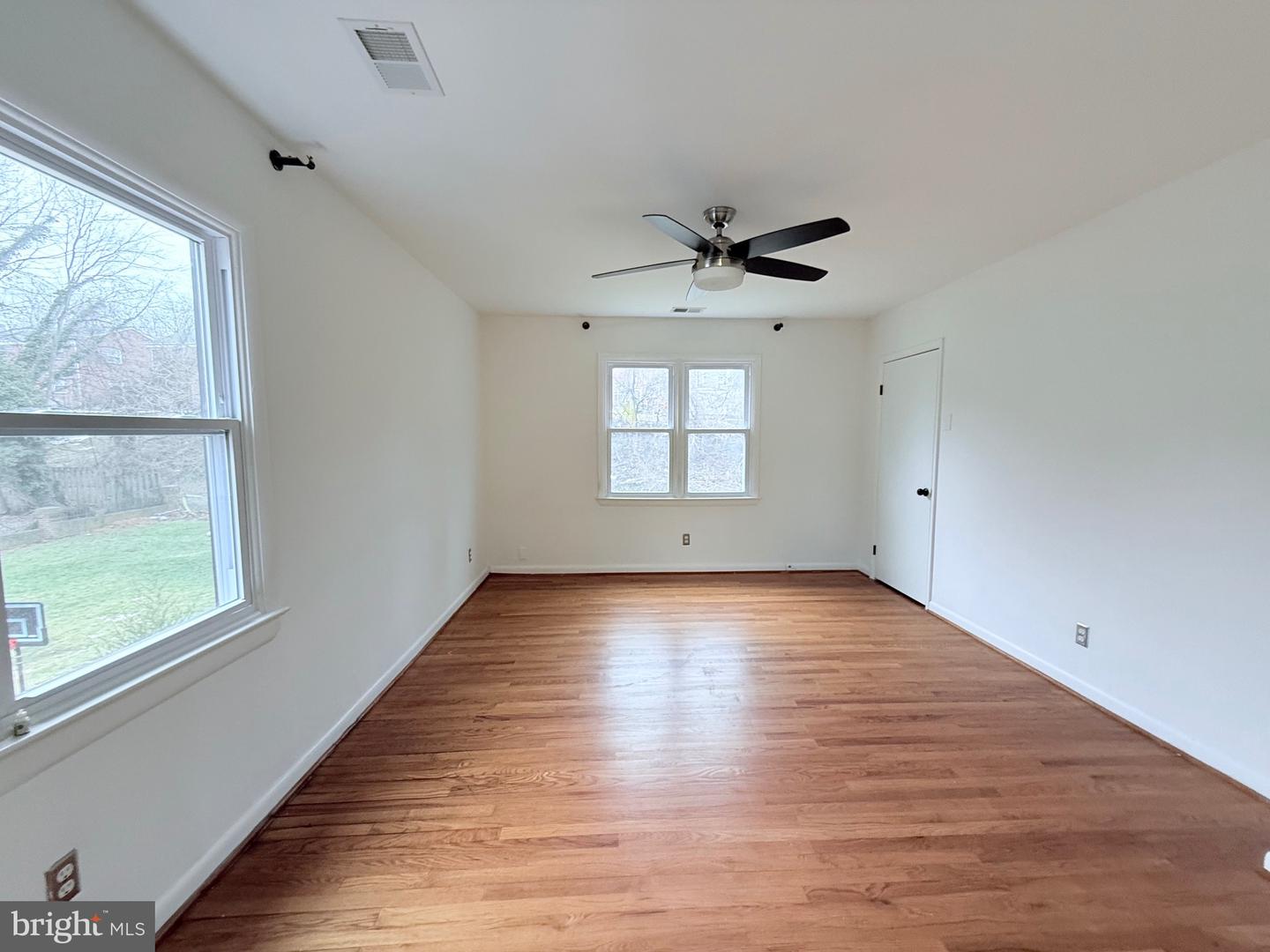 3047 O ST SE, WASHINGTON, District Of Columbia 20020, 5 Bedrooms Bedrooms, ,2 BathroomsBathrooms,Residential,For sale,3047 O ST SE,DCDC2243762 MLS # DCDC2243762