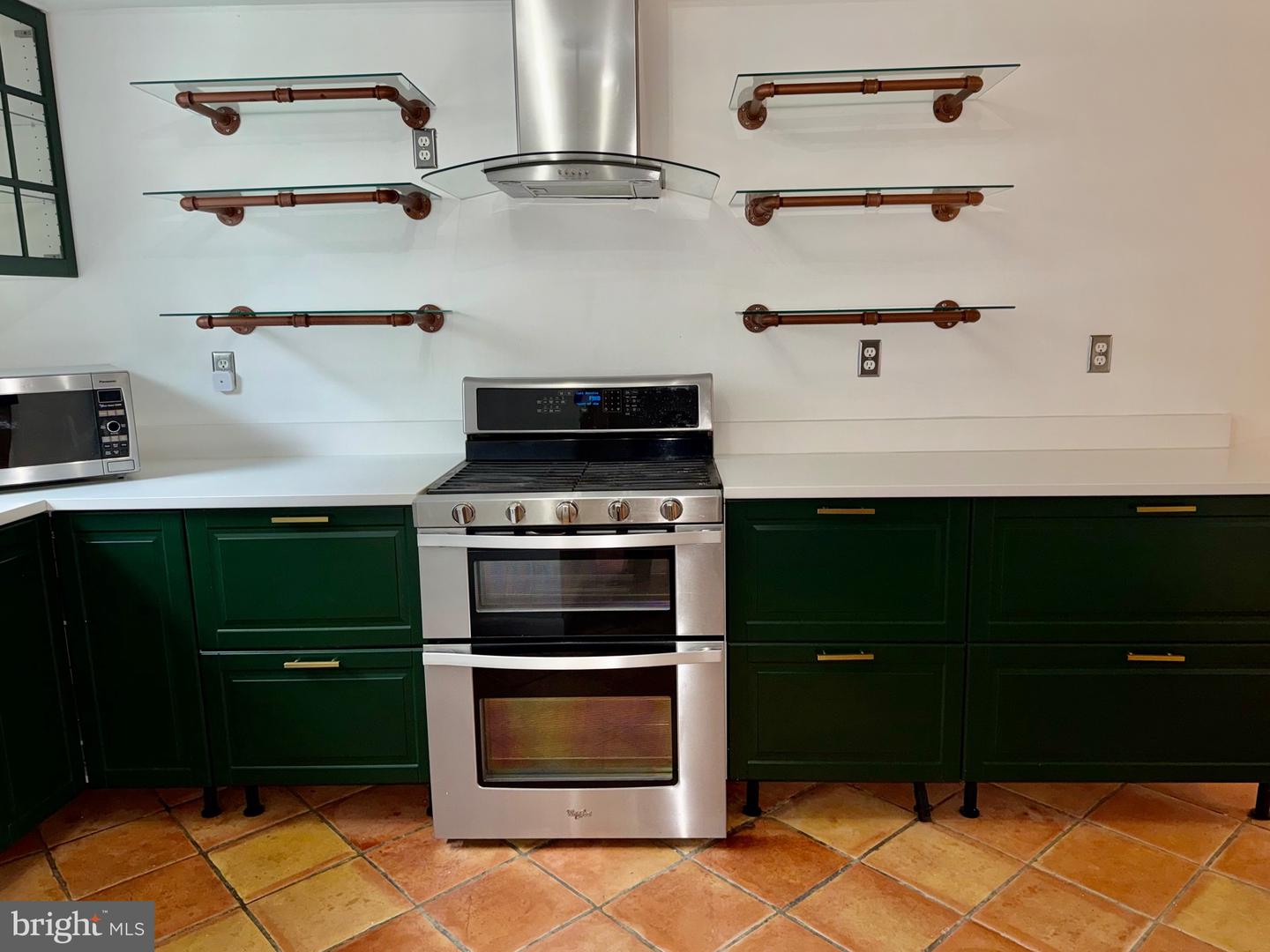 3047 O ST SE, WASHINGTON, District Of Columbia 20020, 5 Bedrooms Bedrooms, ,2 BathroomsBathrooms,Residential,For sale,3047 O ST SE,DCDC2243762 MLS # DCDC2243762