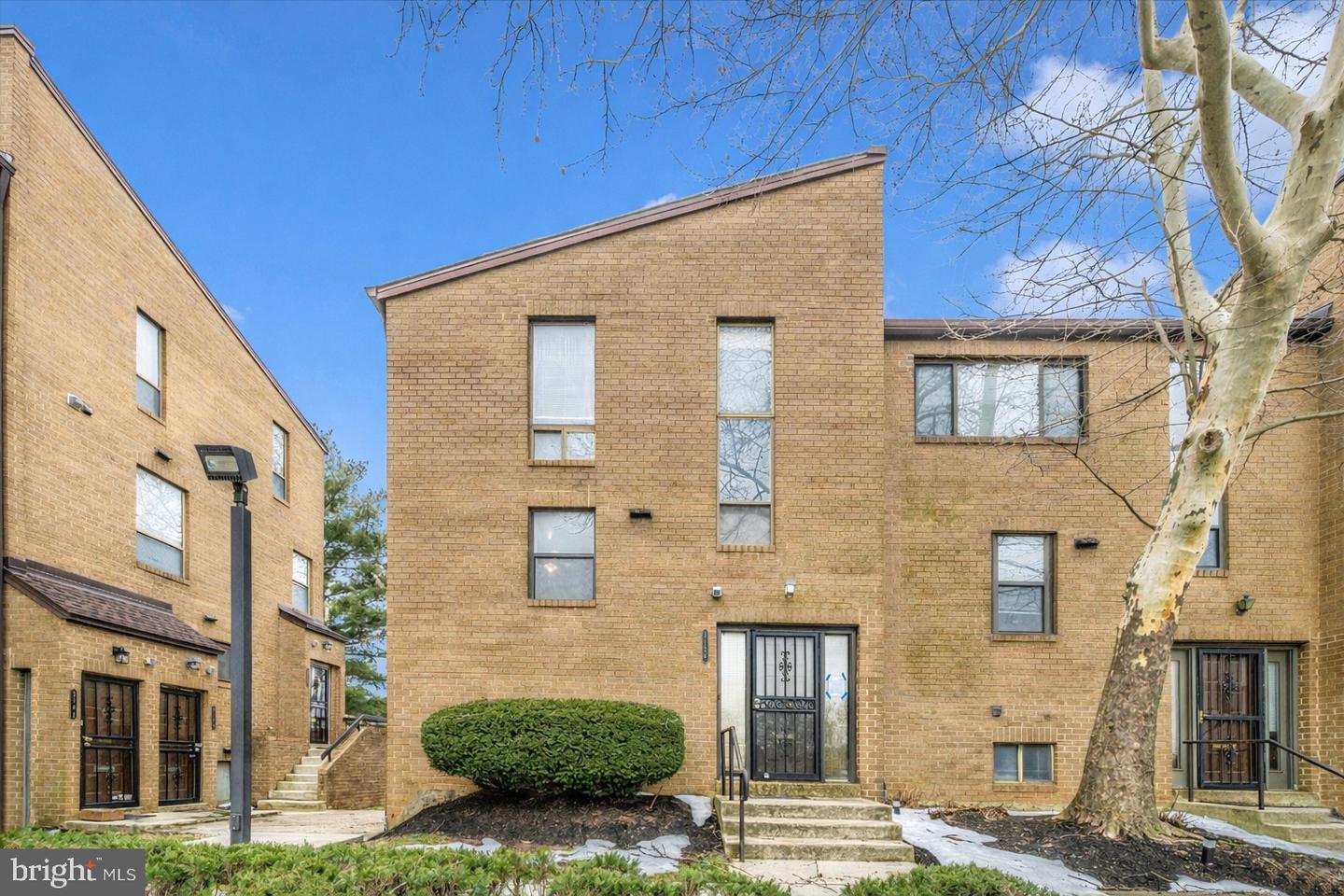 3136 BANNEKER DR NE #3136, WASHINGTON, District Of Columbia 20018, 3 Bedrooms Bedrooms, ,2 BathroomsBathrooms,Residential,For sale,3136 BANNEKER DR NE #3136,DCDC2243368 MLS # DCDC2243368