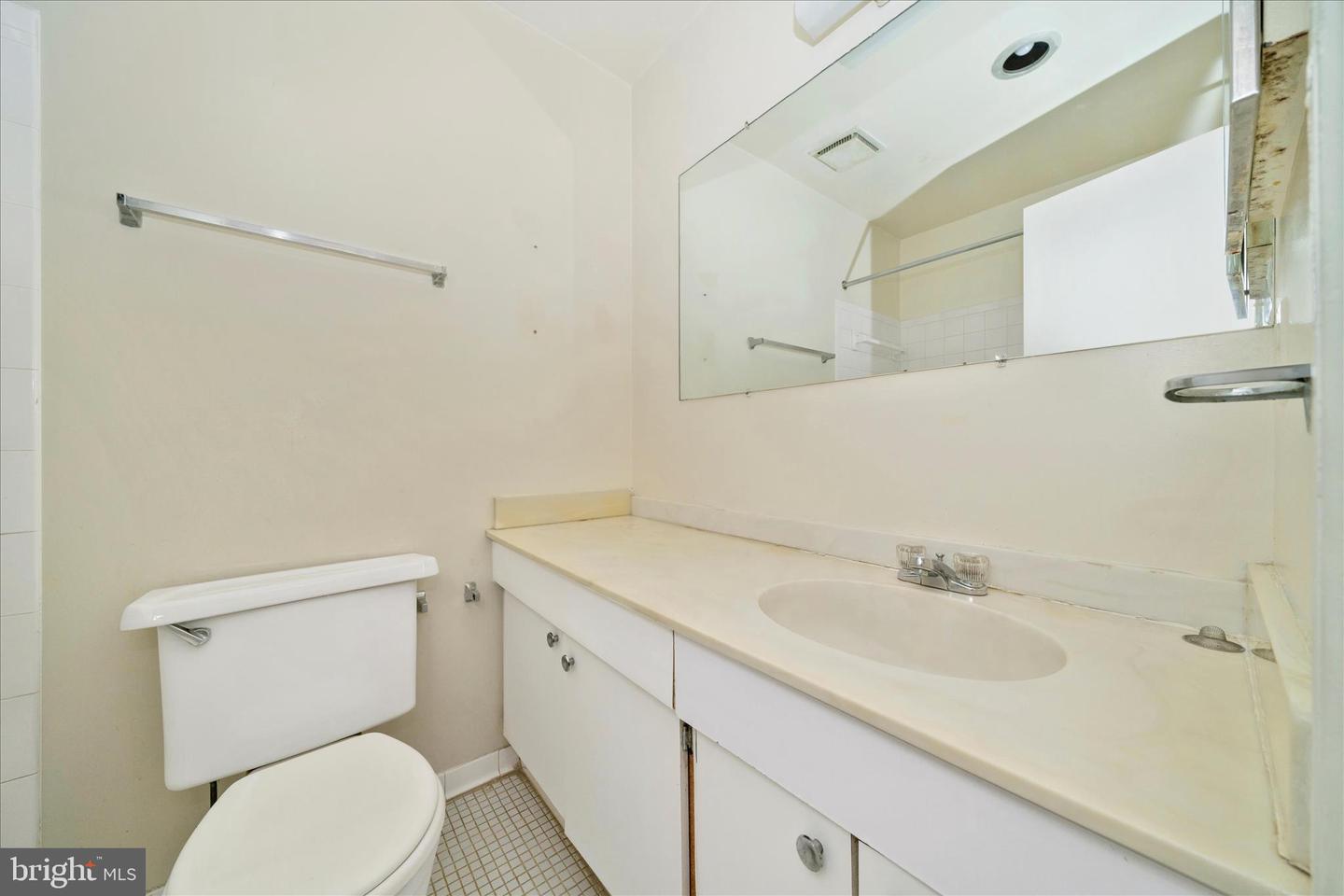 3136 BANNEKER DR NE #3136, WASHINGTON, District Of Columbia 20018, 3 Bedrooms Bedrooms, ,2 BathroomsBathrooms,Residential,For sale,3136 BANNEKER DR NE #3136,DCDC2243368 MLS # DCDC2243368