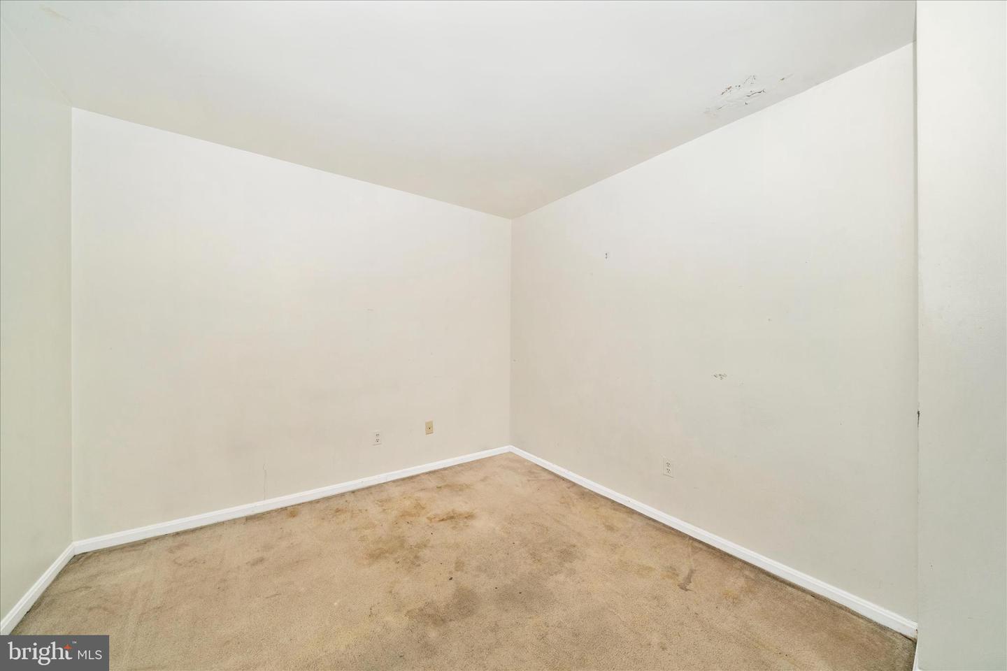 3136 BANNEKER DR NE #3136, WASHINGTON, District Of Columbia 20018, 3 Bedrooms Bedrooms, ,2 BathroomsBathrooms,Residential,For sale,3136 BANNEKER DR NE #3136,DCDC2243368 MLS # DCDC2243368