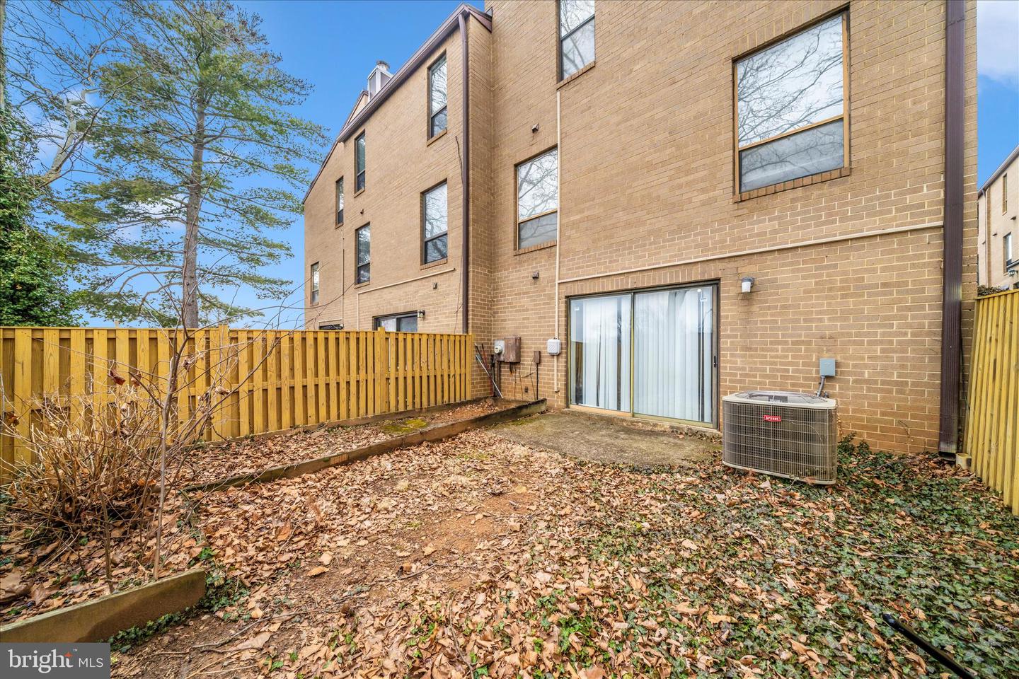 3136 BANNEKER DR NE #3136, WASHINGTON, District Of Columbia 20018, 3 Bedrooms Bedrooms, ,2 BathroomsBathrooms,Residential,For sale,3136 BANNEKER DR NE #3136,DCDC2243368 MLS # DCDC2243368