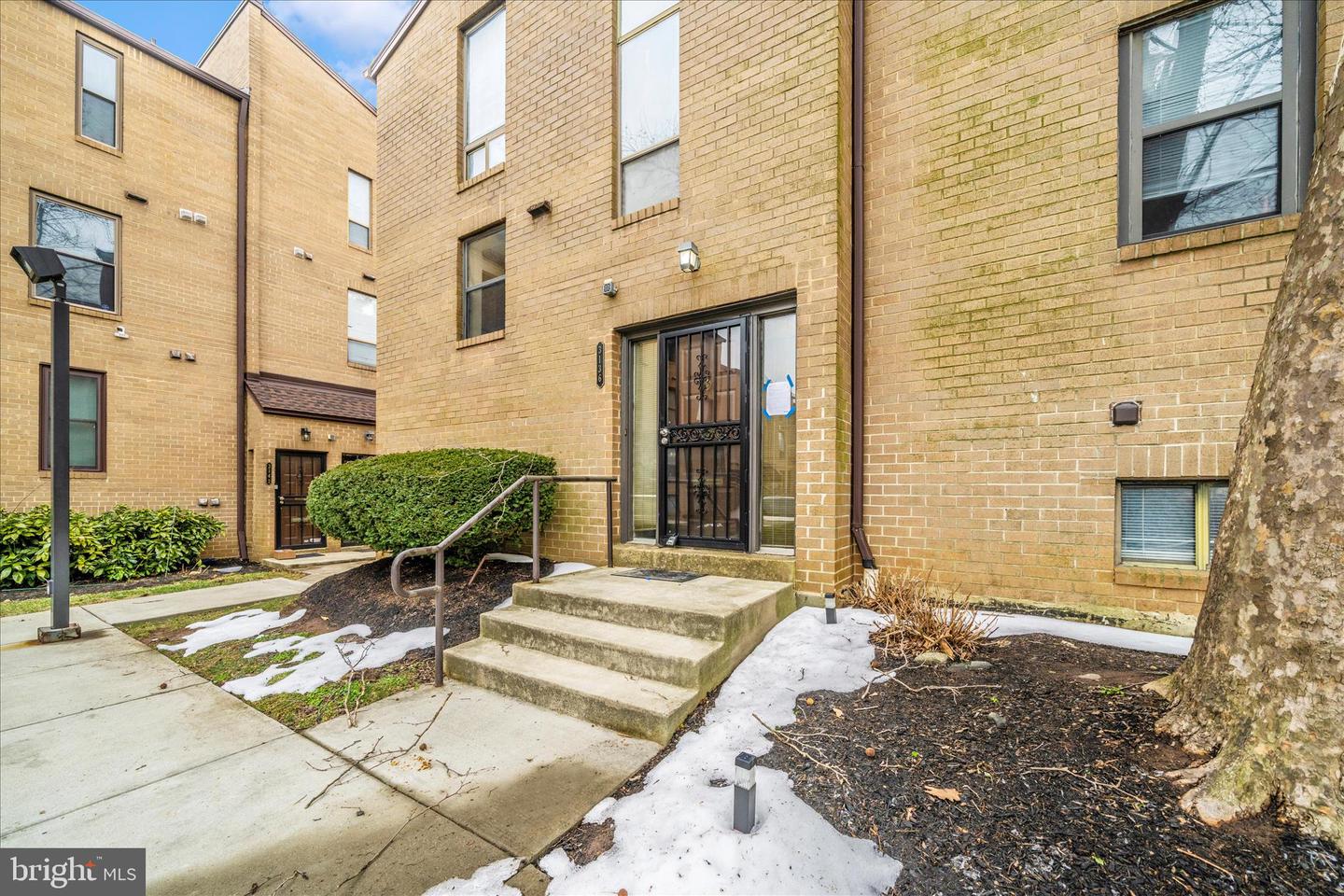 3136 BANNEKER DR NE #3136, WASHINGTON, District Of Columbia 20018, 3 Bedrooms Bedrooms, ,2 BathroomsBathrooms,Residential,For sale,3136 BANNEKER DR NE #3136,DCDC2243368 MLS # DCDC2243368