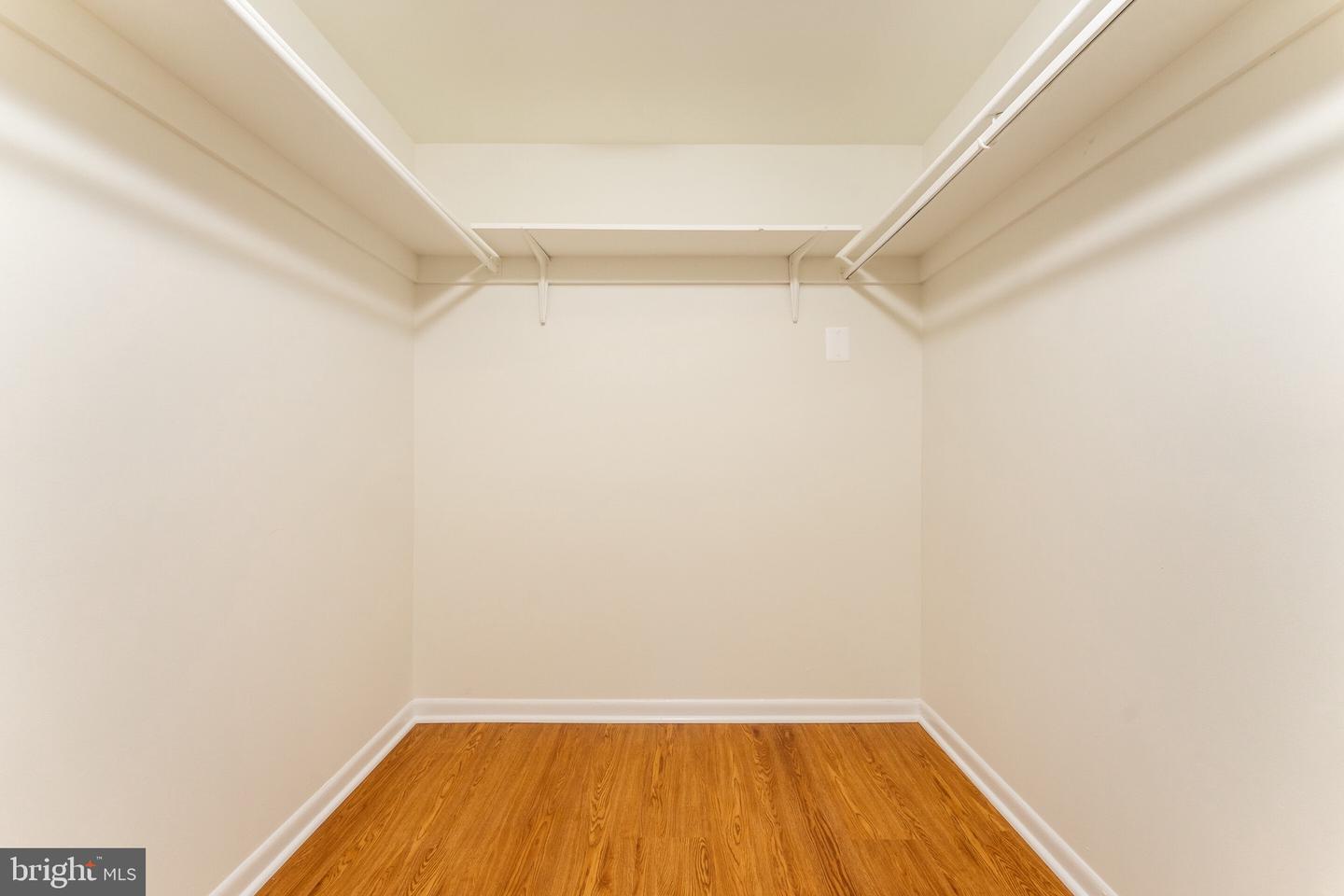 1540 NORTHGATE SQ #21B, RESTON, Virginia 20190, 2 Bedrooms Bedrooms, ,1 BathroomBathrooms,Residential,For sale,1540 NORTHGATE SQ #21B,VAFX2287684 MLS # VAFX2287684