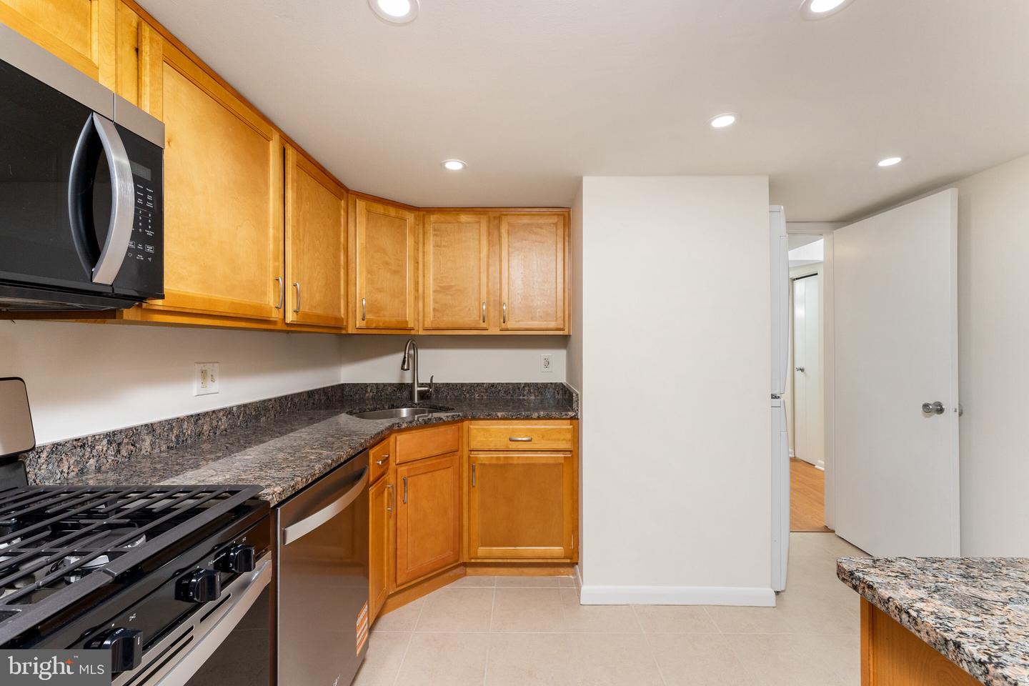 1540 NORTHGATE SQ #21B, RESTON, Virginia 20190, 2 Bedrooms Bedrooms, ,1 BathroomBathrooms,Residential,For sale,1540 NORTHGATE SQ #21B,VAFX2287684 MLS # VAFX2287684
