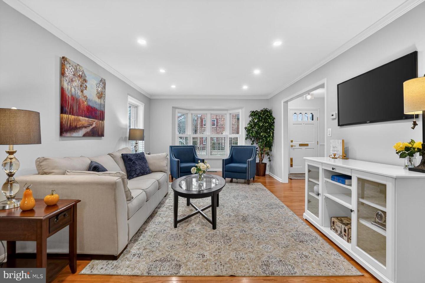 5931 QUEENSTON ST, SPRINGFIELD, Virginia 22152, 3 Bedrooms Bedrooms, ,2 BathroomsBathrooms,Residential,For sale,5931 QUEENSTON ST,VAFX2288244 MLS # VAFX2288244