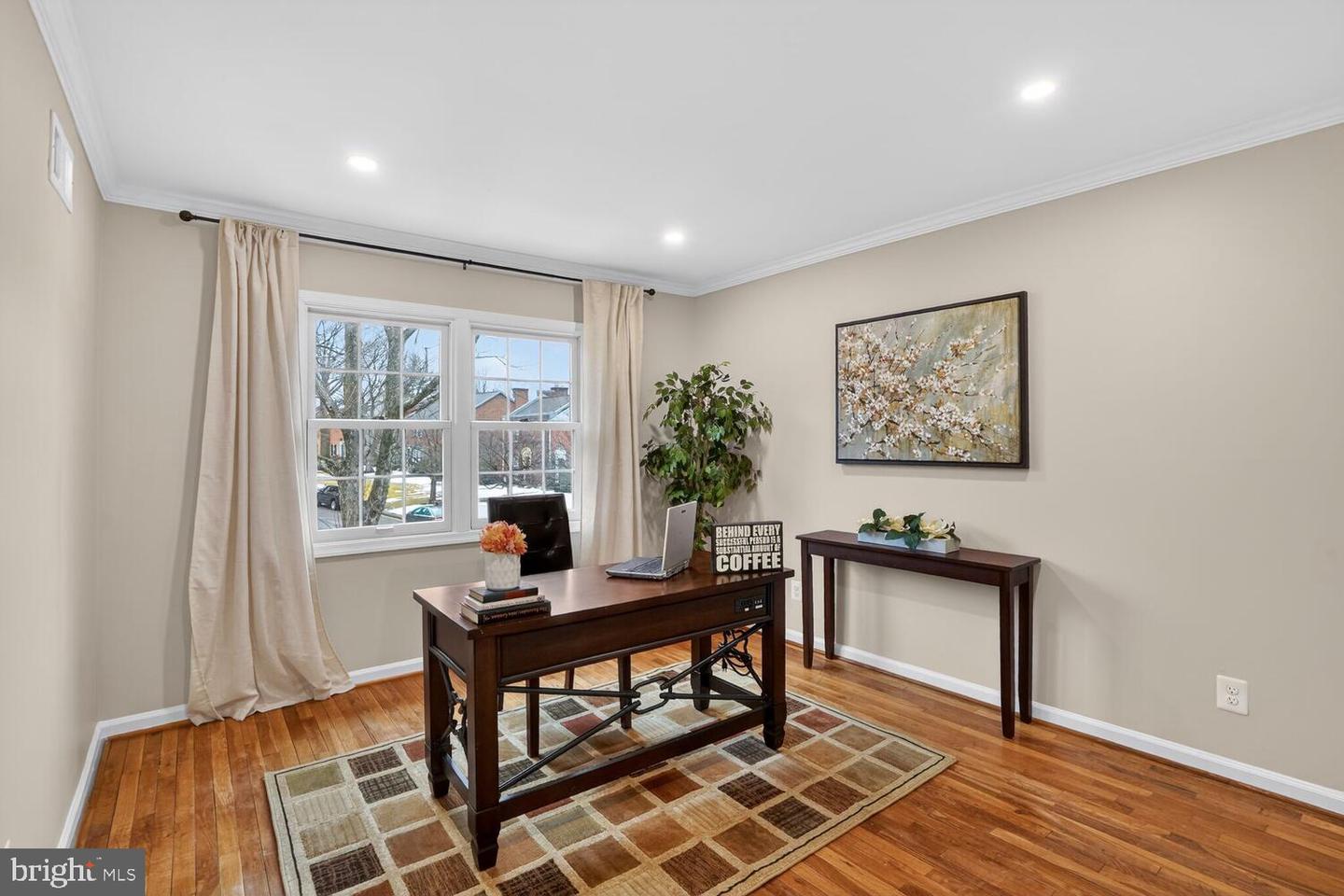 5931 QUEENSTON ST, SPRINGFIELD, Virginia 22152, 3 Bedrooms Bedrooms, ,2 BathroomsBathrooms,Residential,For sale,5931 QUEENSTON ST,VAFX2288244 MLS # VAFX2288244