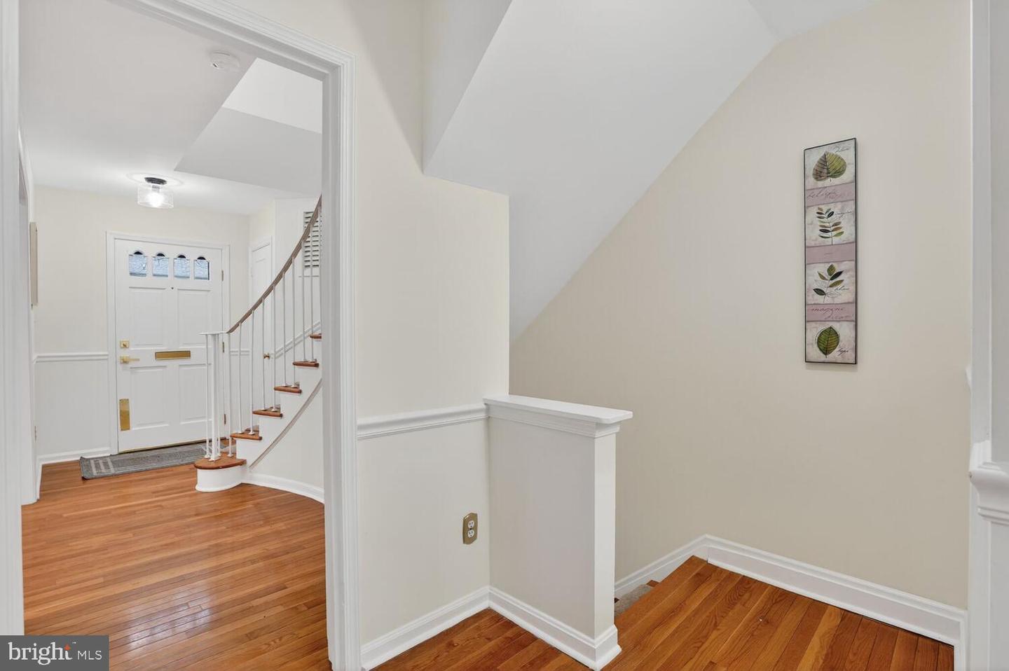 5931 QUEENSTON ST, SPRINGFIELD, Virginia 22152, 3 Bedrooms Bedrooms, ,2 BathroomsBathrooms,Residential,For sale,5931 QUEENSTON ST,VAFX2288244 MLS # VAFX2288244